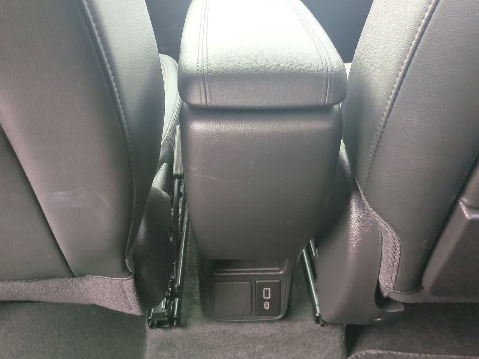 Thumbnail: 2022 Buick Encore GX - 21