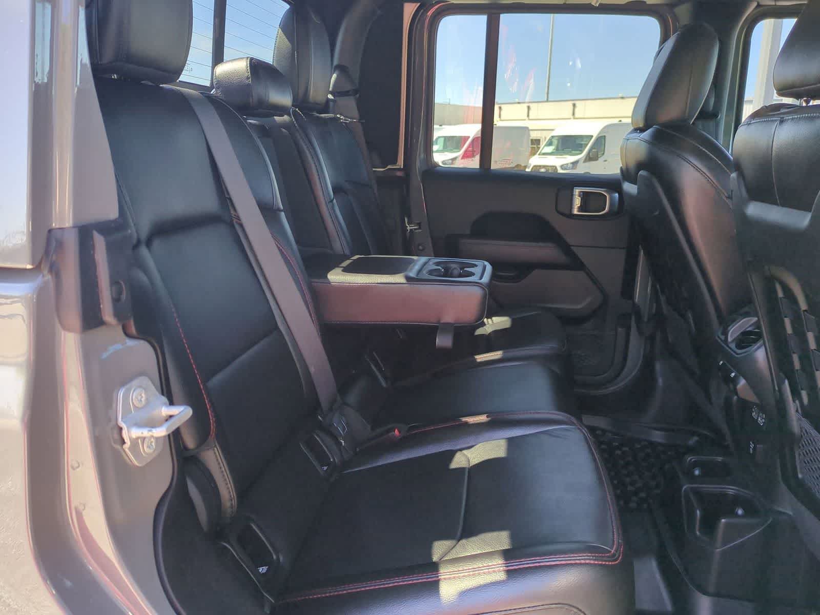 Thumbnail: 2022 Jeep Gladiator - 25