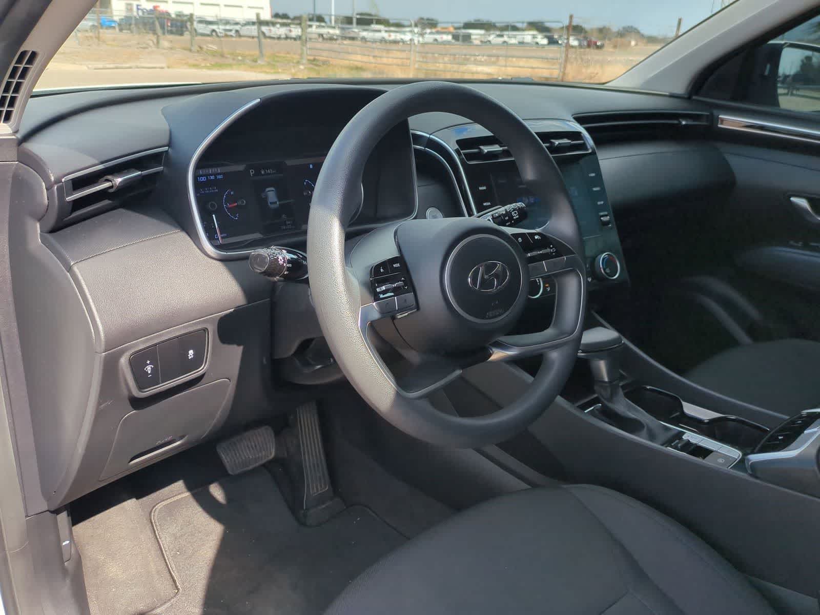 Thumbnail: 2022 Hyundai Tucson - 10