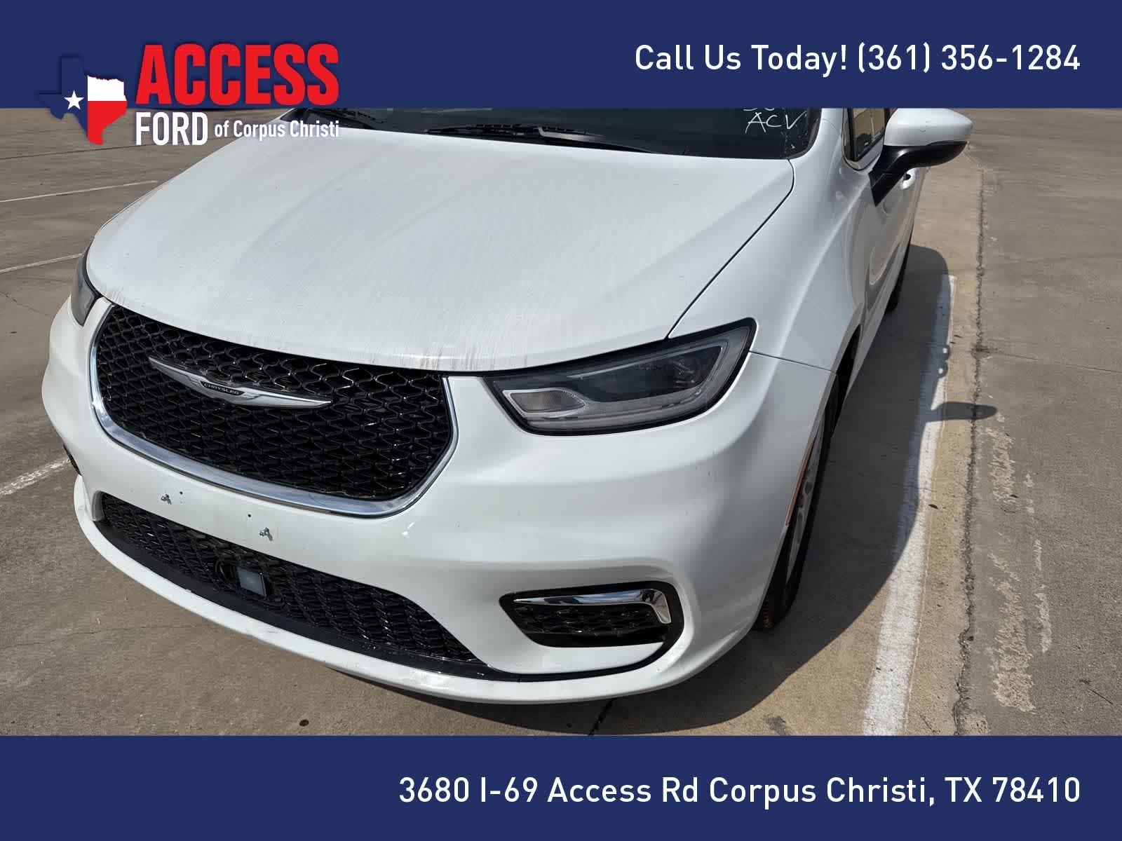 Thumbnail: 2023 Chrysler Pacifica - 2