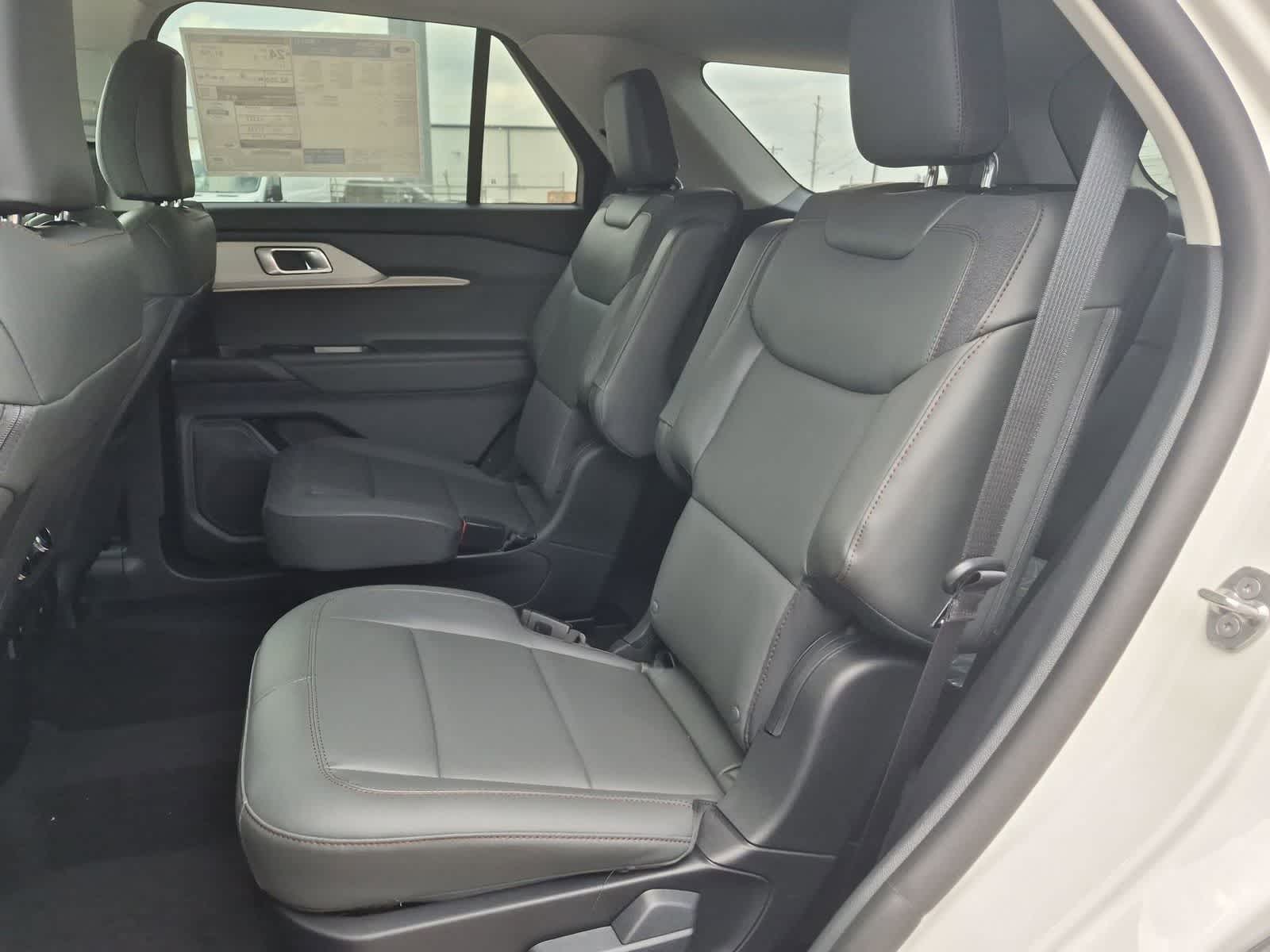 Thumbnail: 2026 Ford Explorer - 24