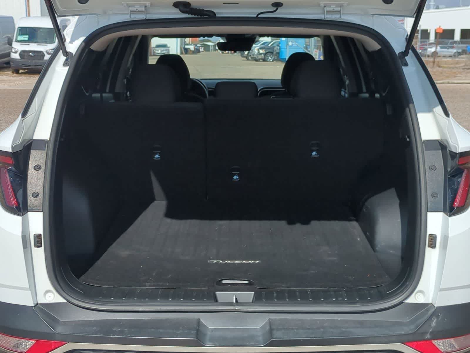 Thumbnail: 2022 Hyundai Tucson - 24