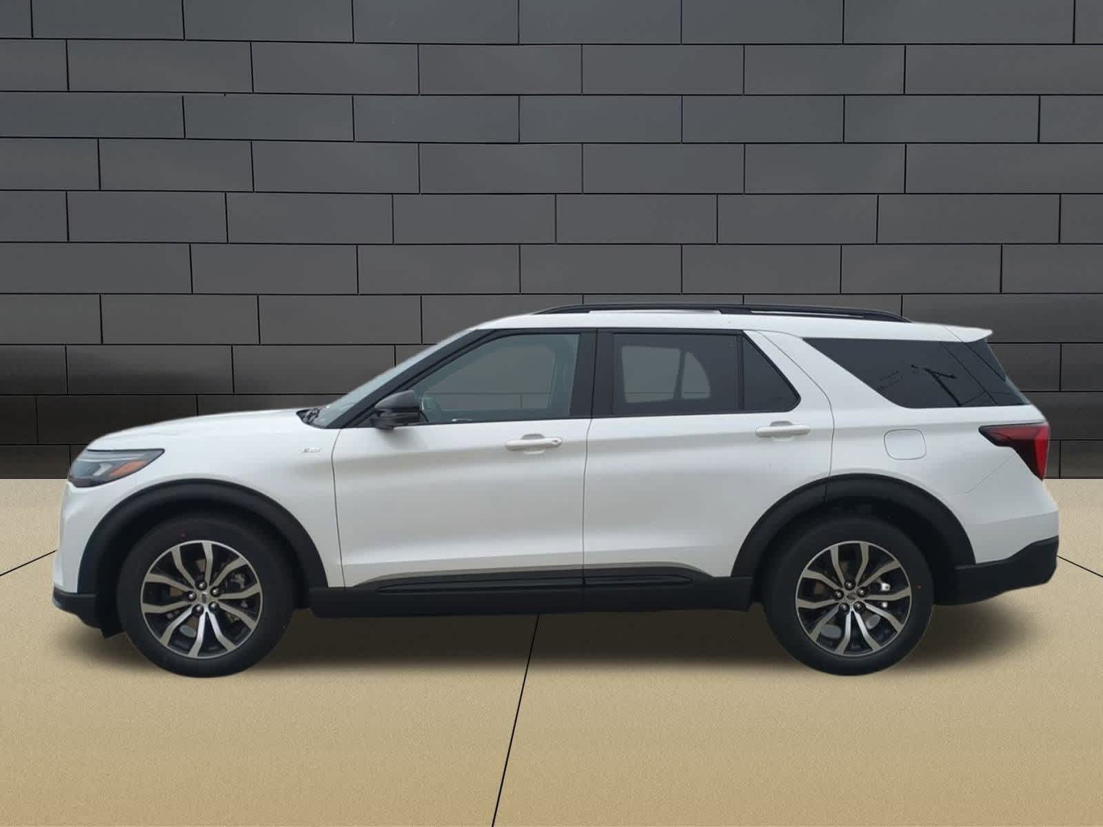 Thumbnail: 2026 Ford Explorer - 5
