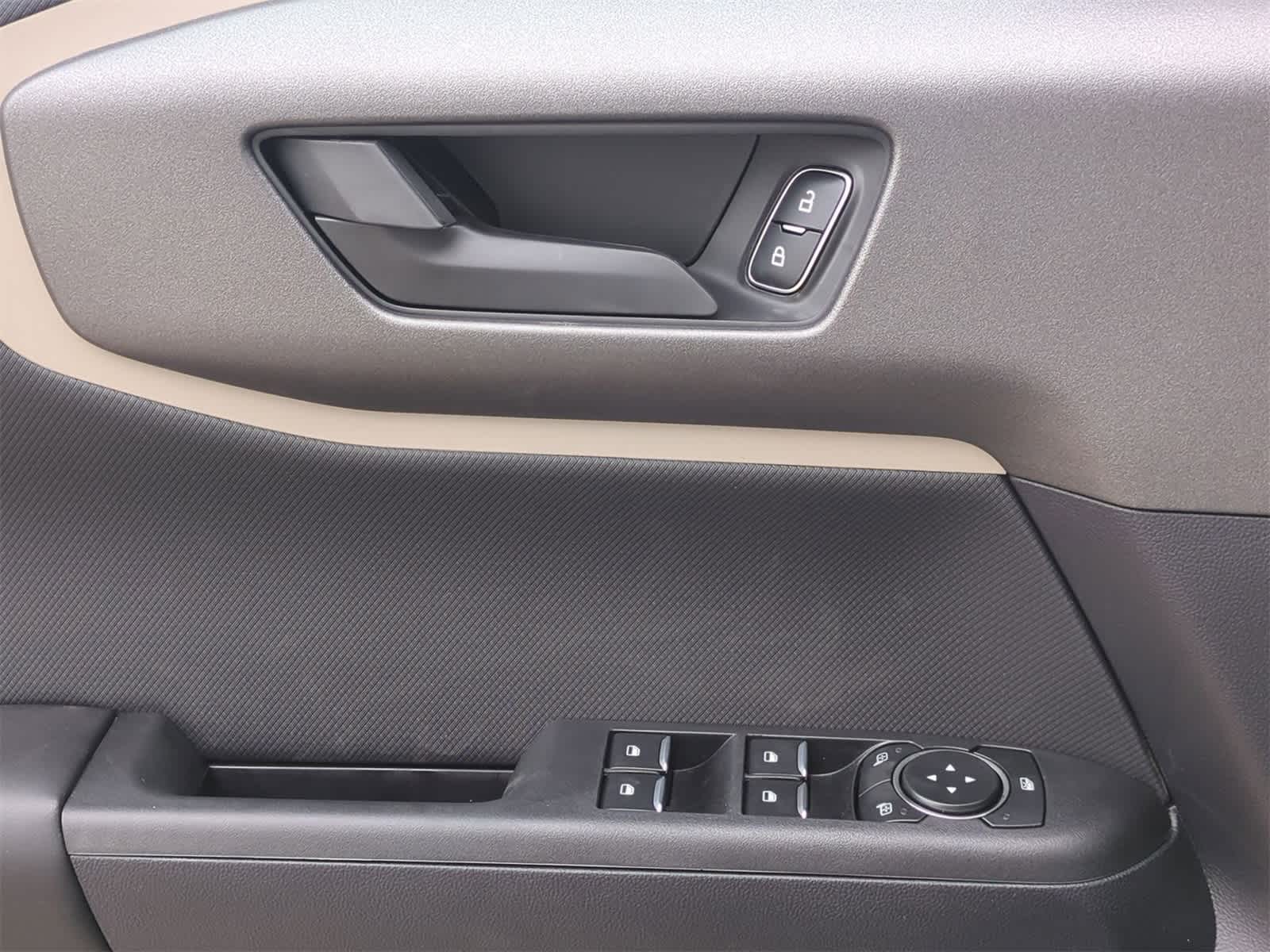 Thumbnail: 2025 Ford Bronco Sport - 22