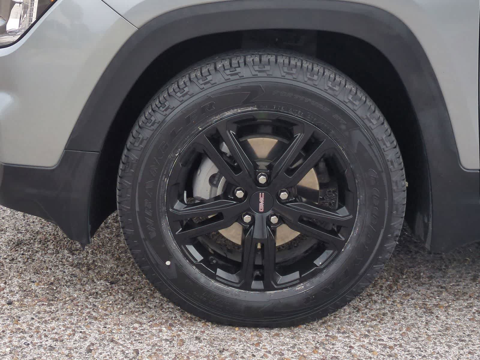 Thumbnail: 2023 GMC Terrain - 32