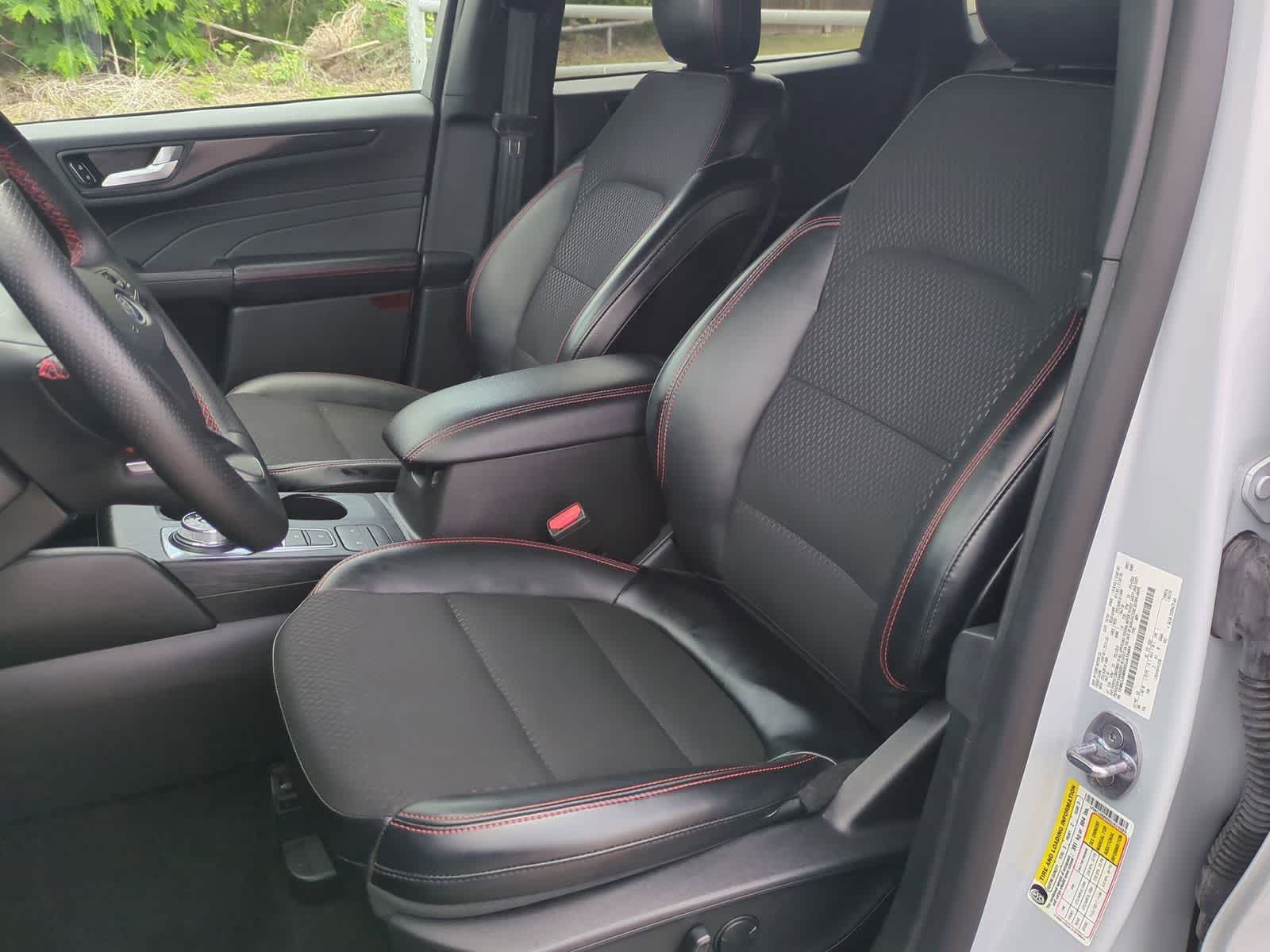 Thumbnail: 2025 Ford Escape - 18