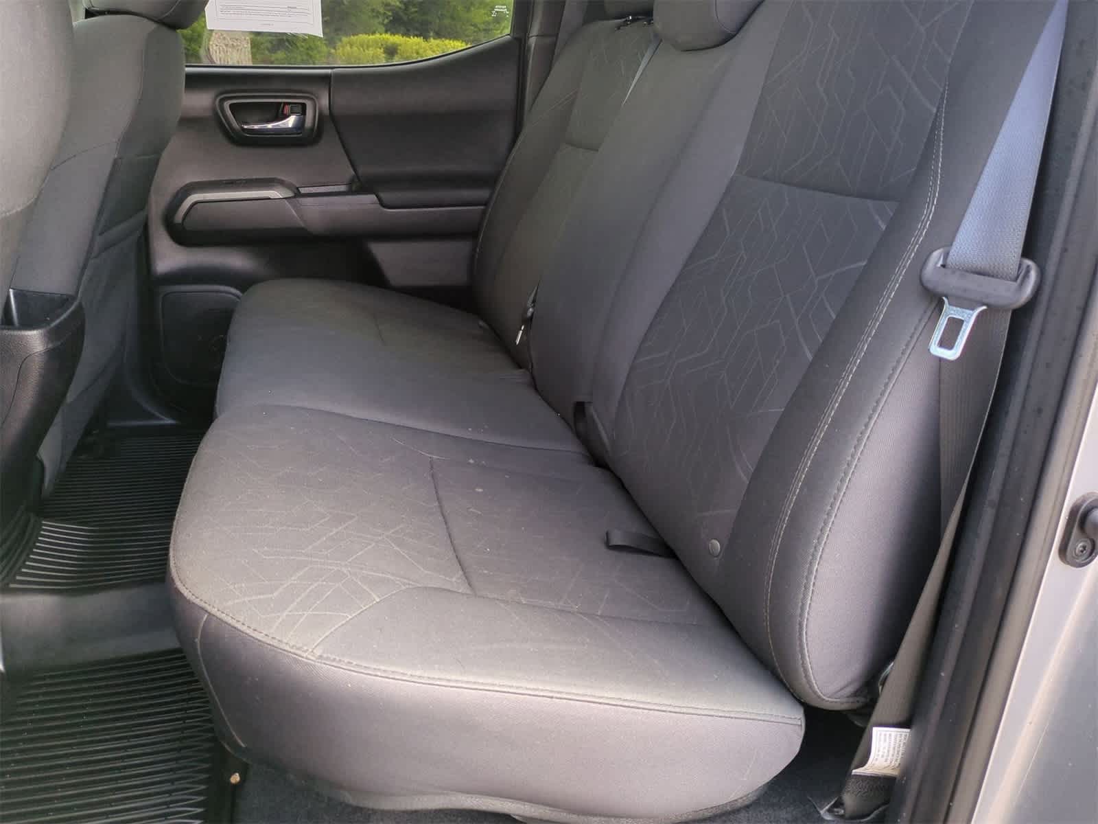 Thumbnail: 2016 Toyota Tacoma - 23