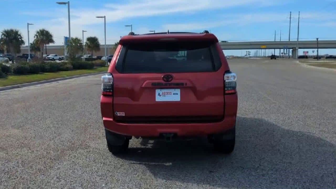 Thumbnail: 2022 Toyota 4Runner - 7