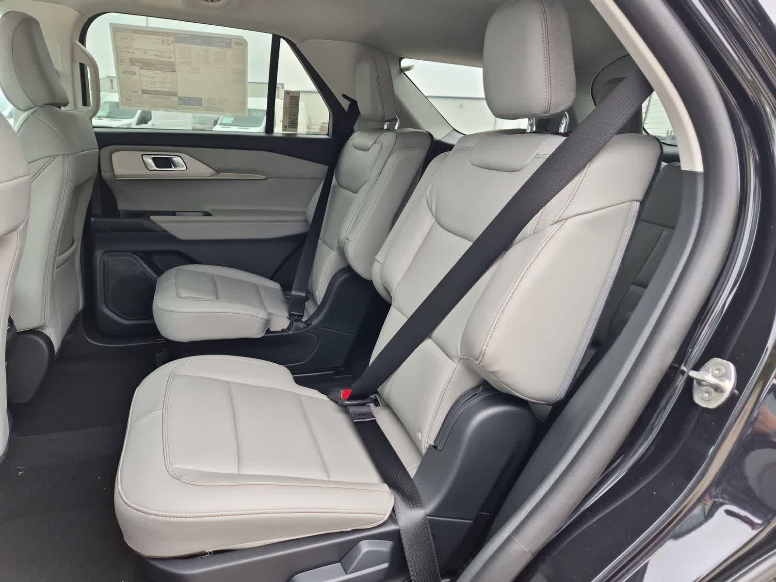 Thumbnail: 2026 Ford Explorer - 24