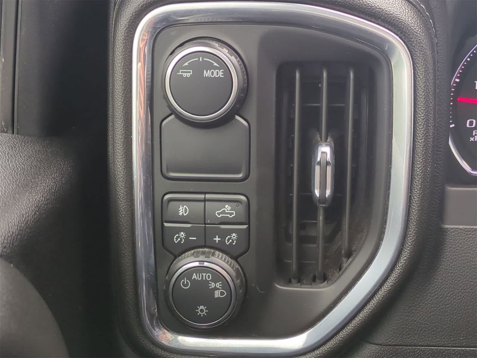 Thumbnail: 2022 Chevrolet Silverado 2500 - 17