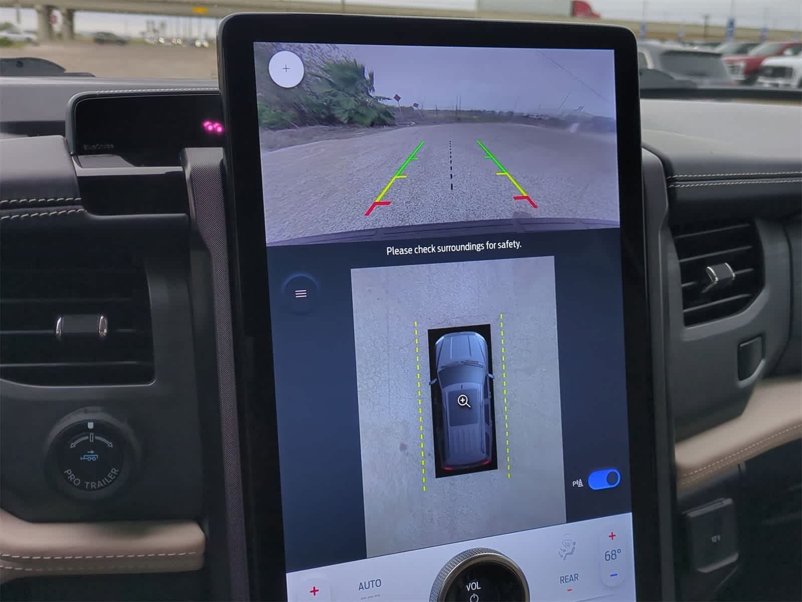 Thumbnail: 2023 Ford Expedition MAX - 15