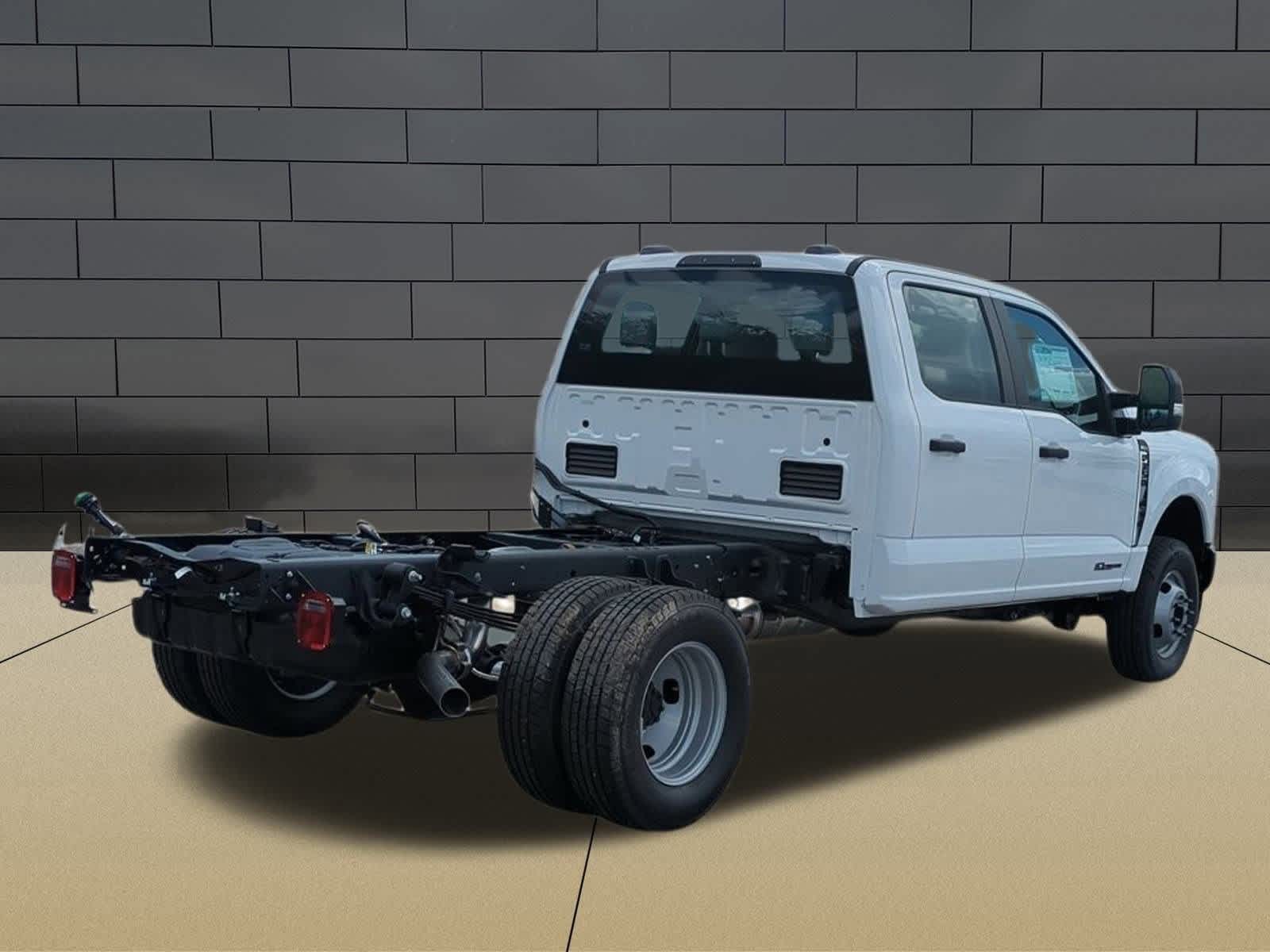 Thumbnail: 2025 Ford F-350 - 8