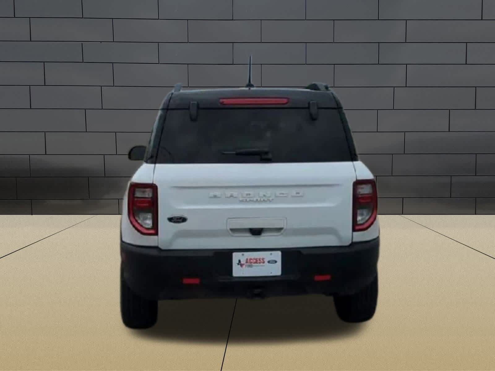 Thumbnail: 2021 Ford Bronco Sport - 7