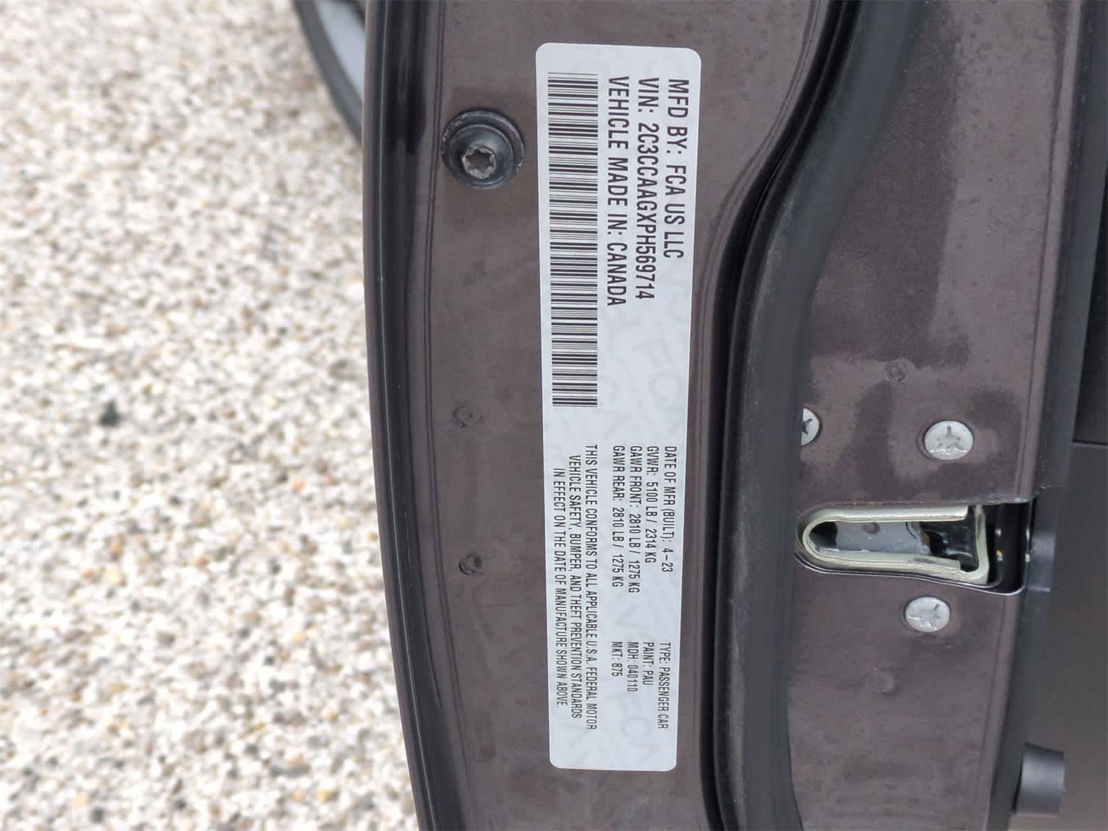 Thumbnail: 2023 Chrysler 300 - 32