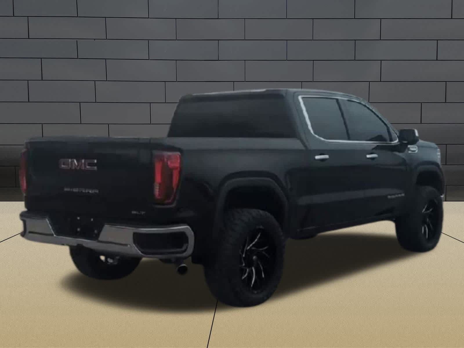 Thumbnail: 2023 GMC Sierra 1500 - 2