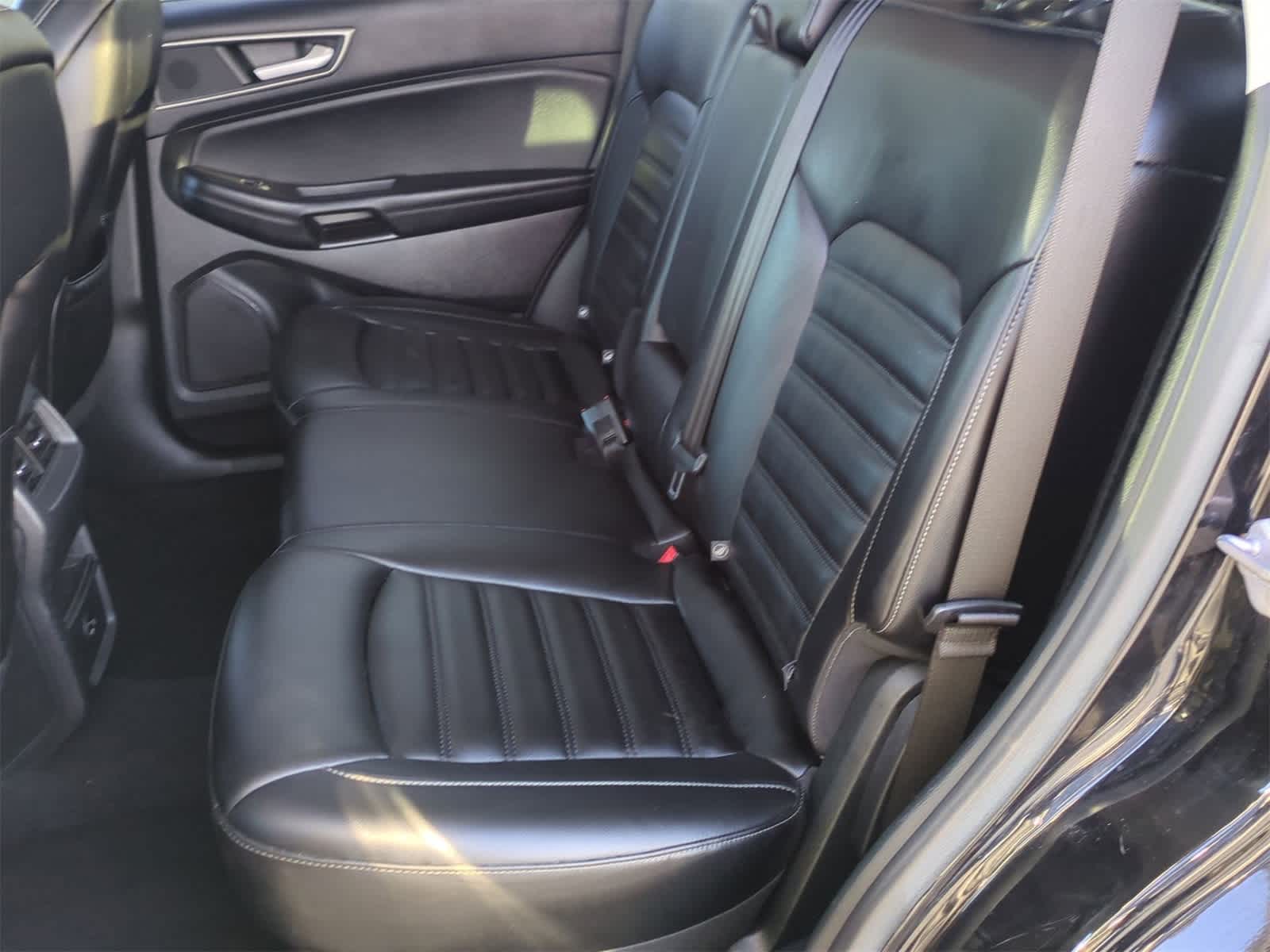 Thumbnail: 2022 Ford Edge - 23