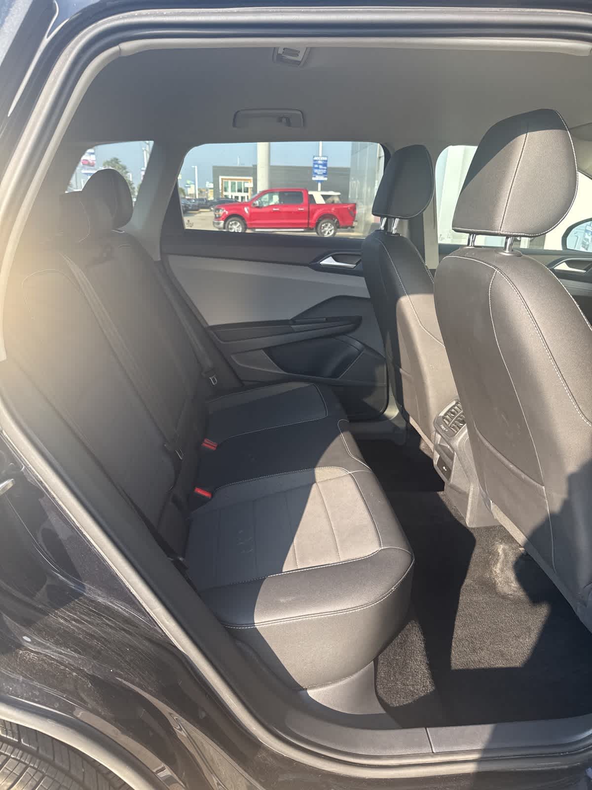 Thumbnail: 2024 Volkswagen Taos - 10