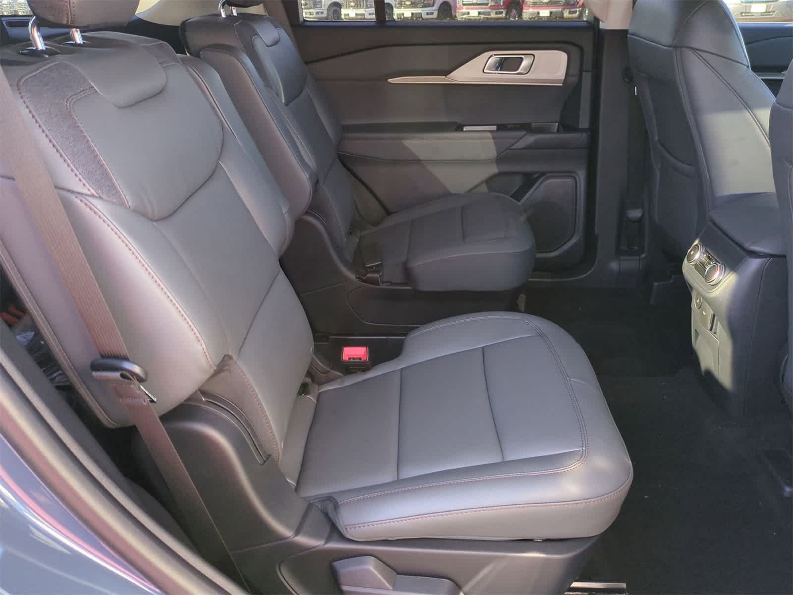 Thumbnail: 2026 Ford Explorer - 26