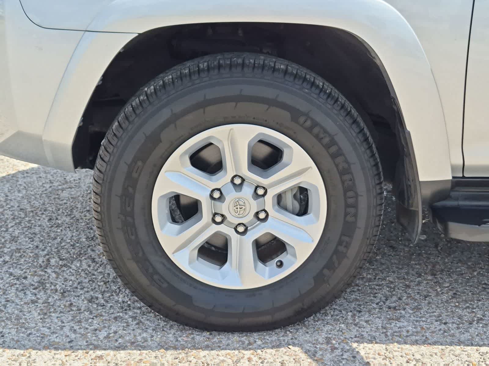 2022 Toyota 4Runner SR5 - Photo 30