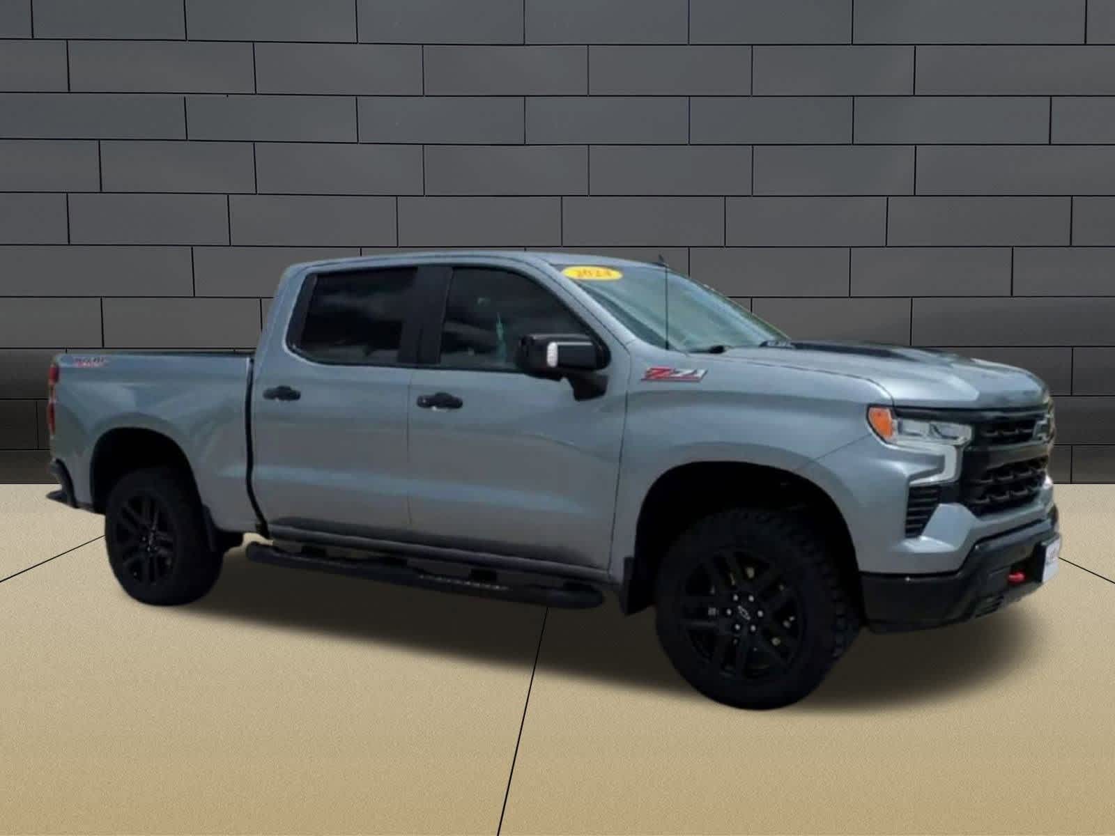 2024 Chevrolet Silverado 1500 LT Trail Boss photo 2