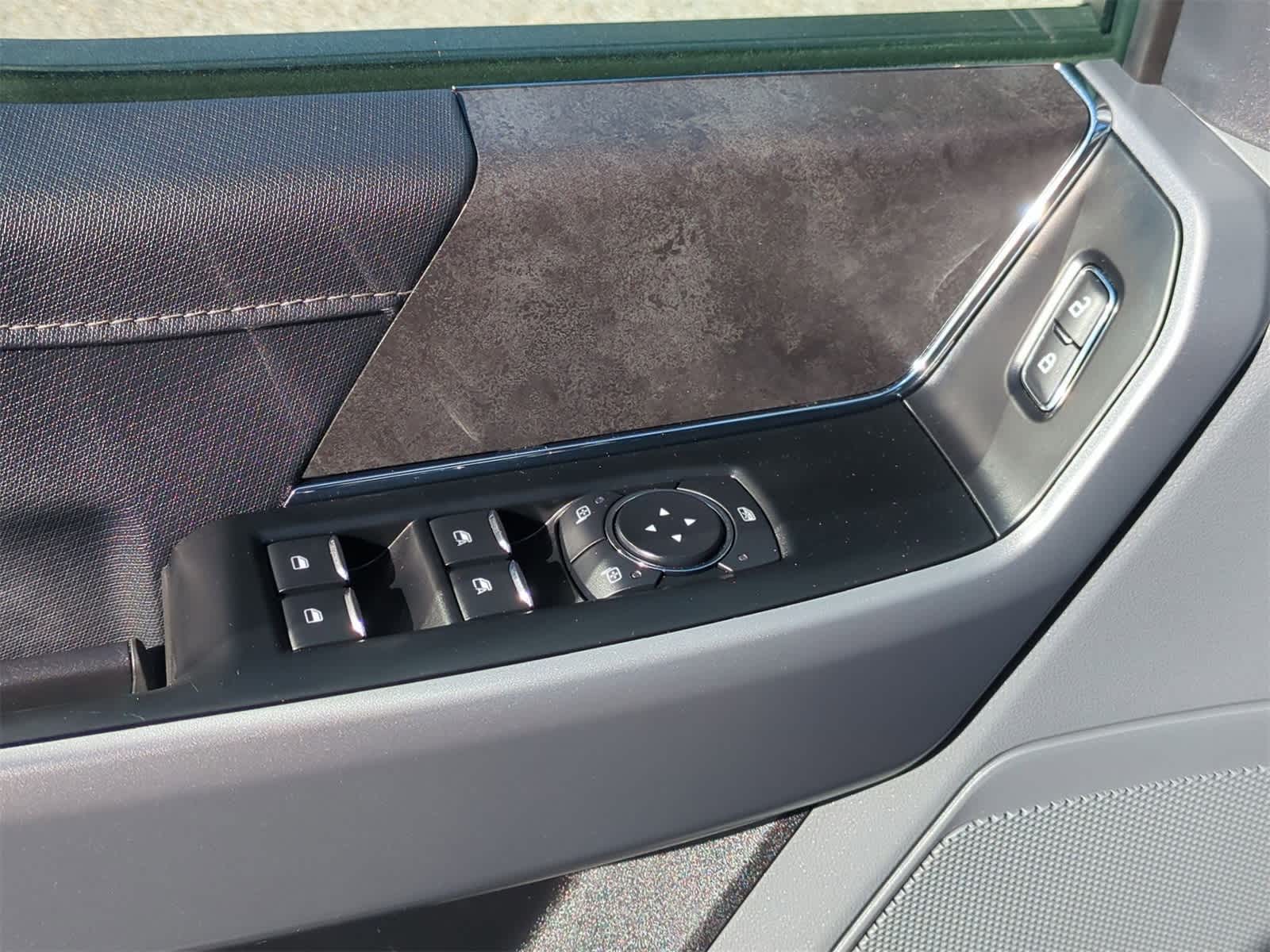 Thumbnail: 2025 Ford F-150 - 21