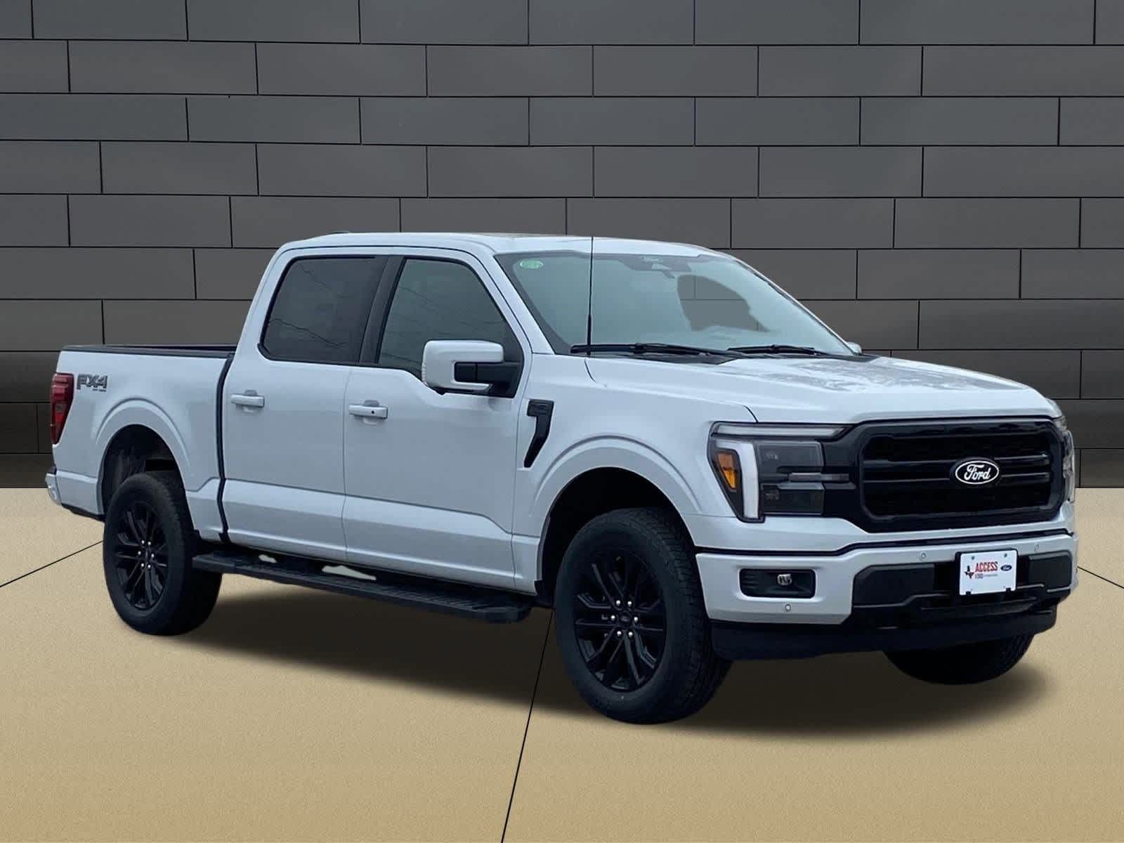 2025 Ford F-150 Lariat photo 2