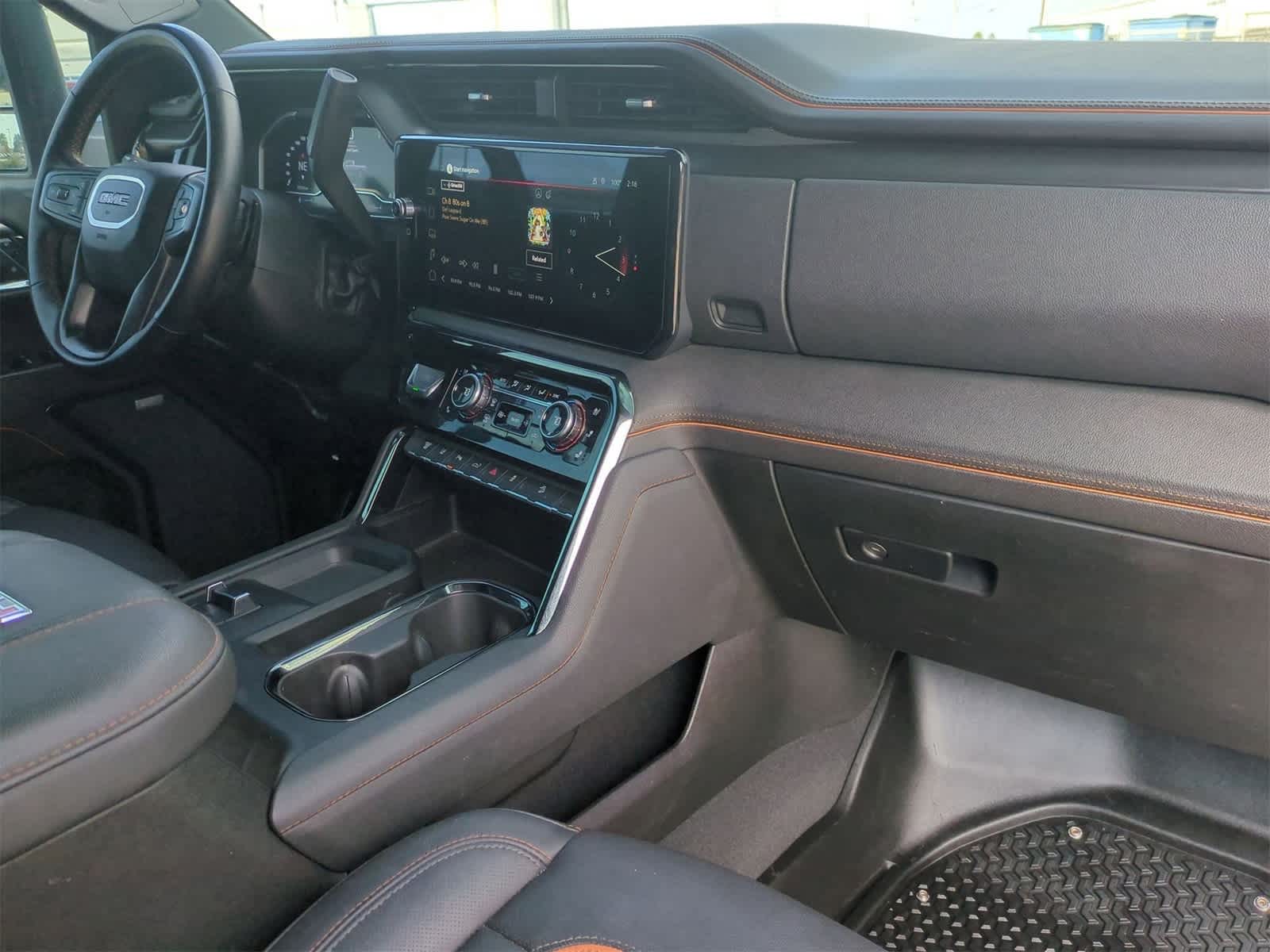 Thumbnail: 2024 GMC Sierra 2500 - 27