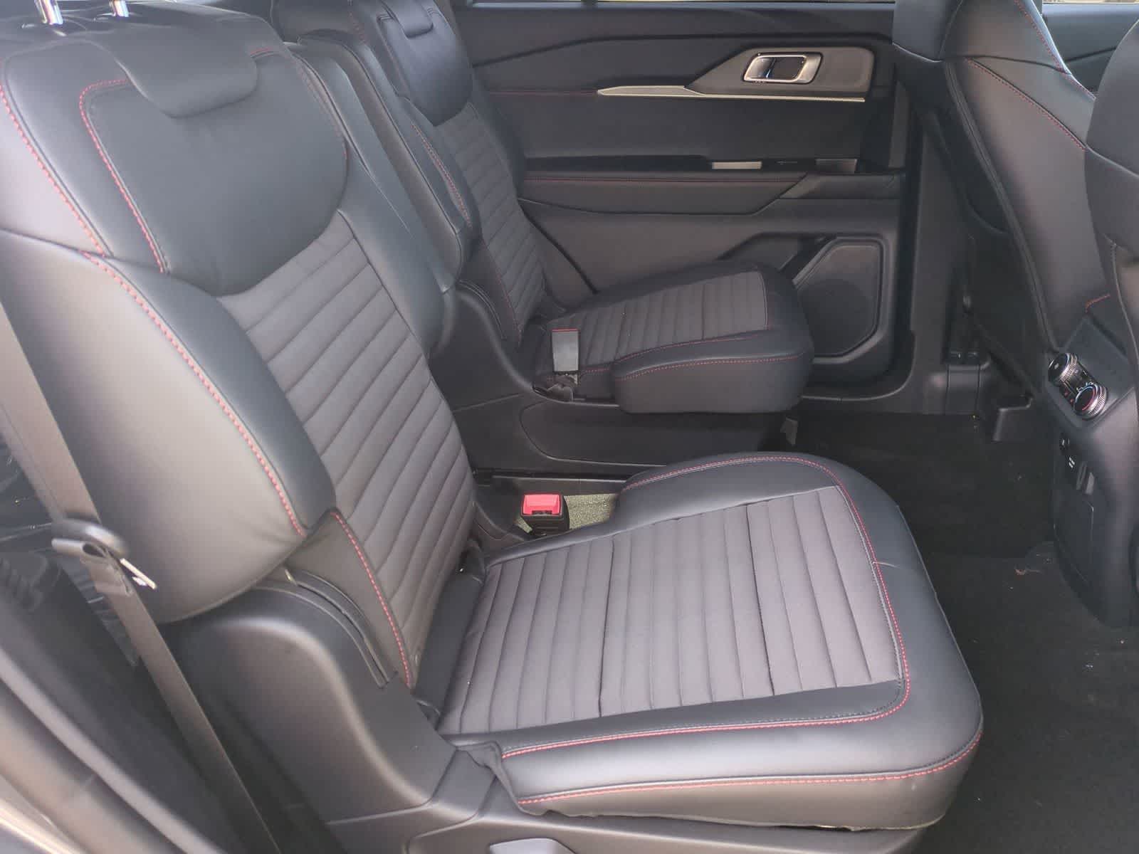 Thumbnail: 2026 Ford Explorer - 26