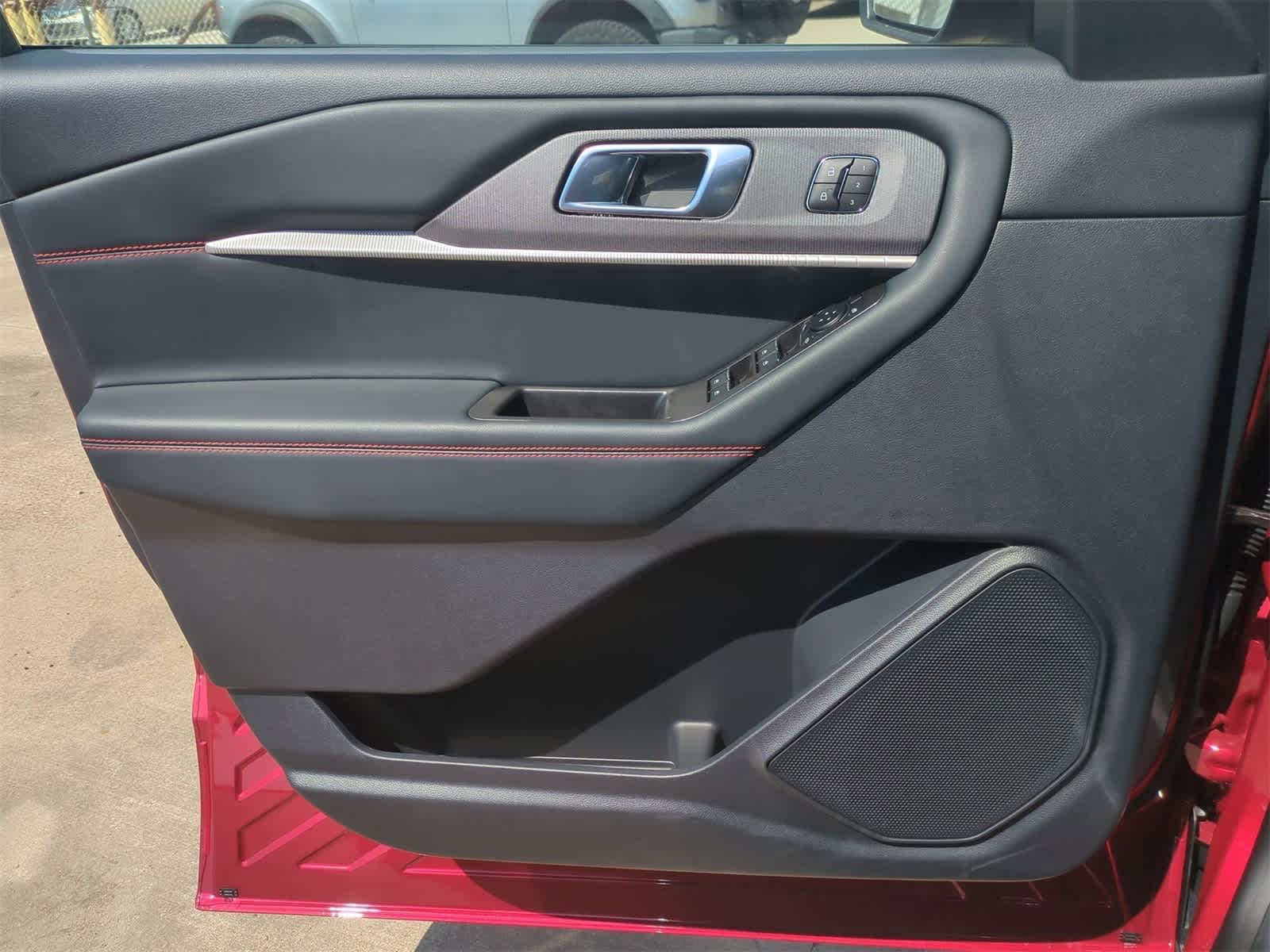 Thumbnail: 2025 Ford Explorer - 22