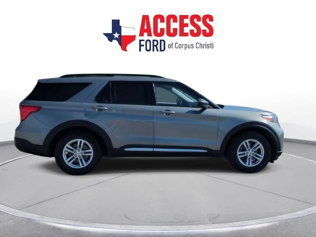 Thumbnail: 2020 Ford Explorer - 9