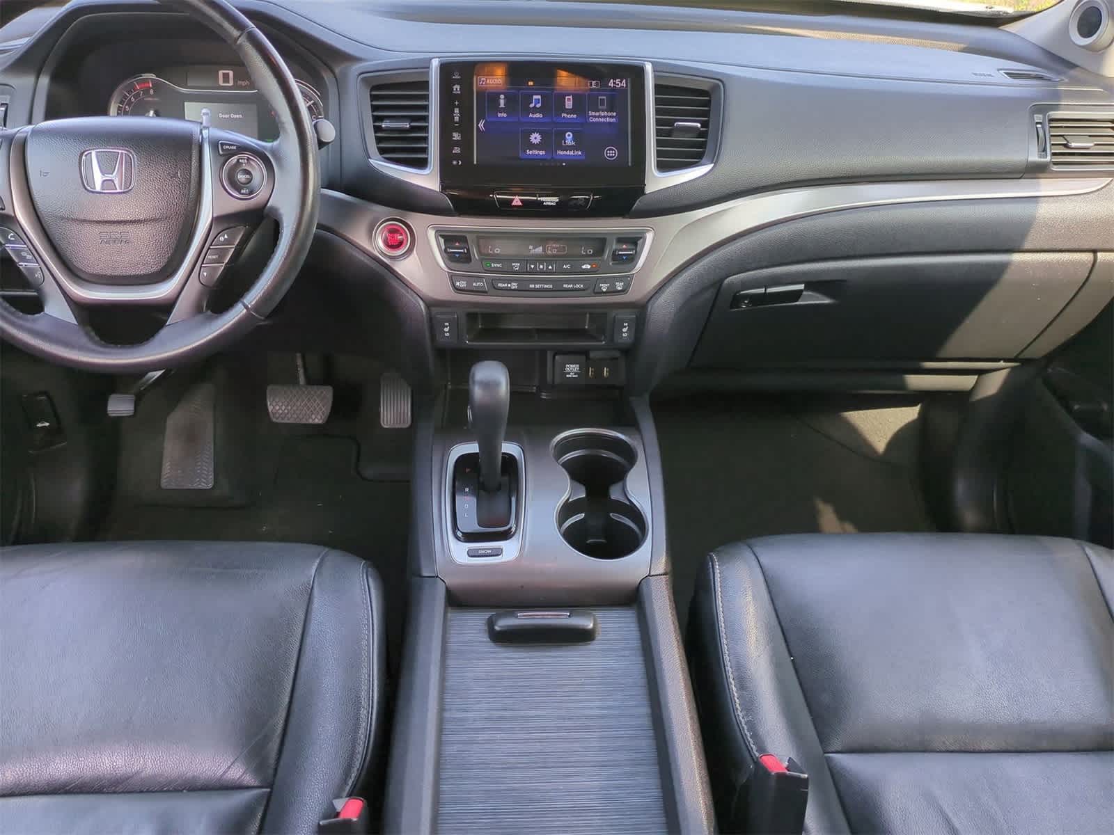 Thumbnail: 2018 Honda Pilot - 20