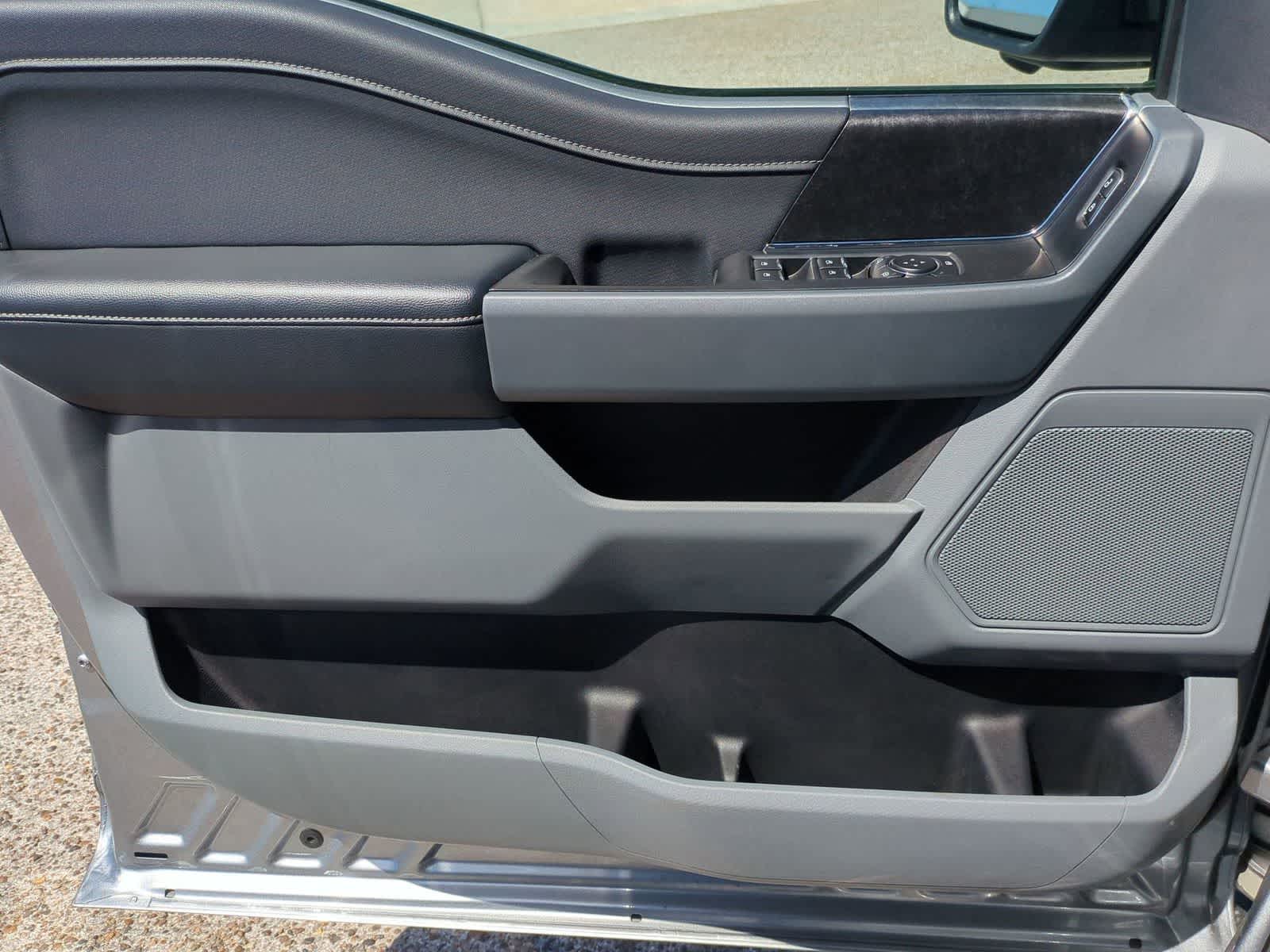 Thumbnail: 2022 Ford F-150 - 22