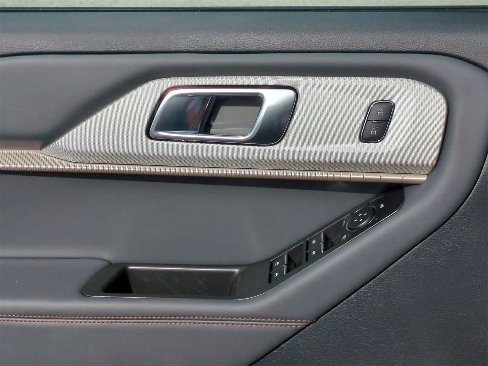 Thumbnail: 2026 Ford Explorer - 23