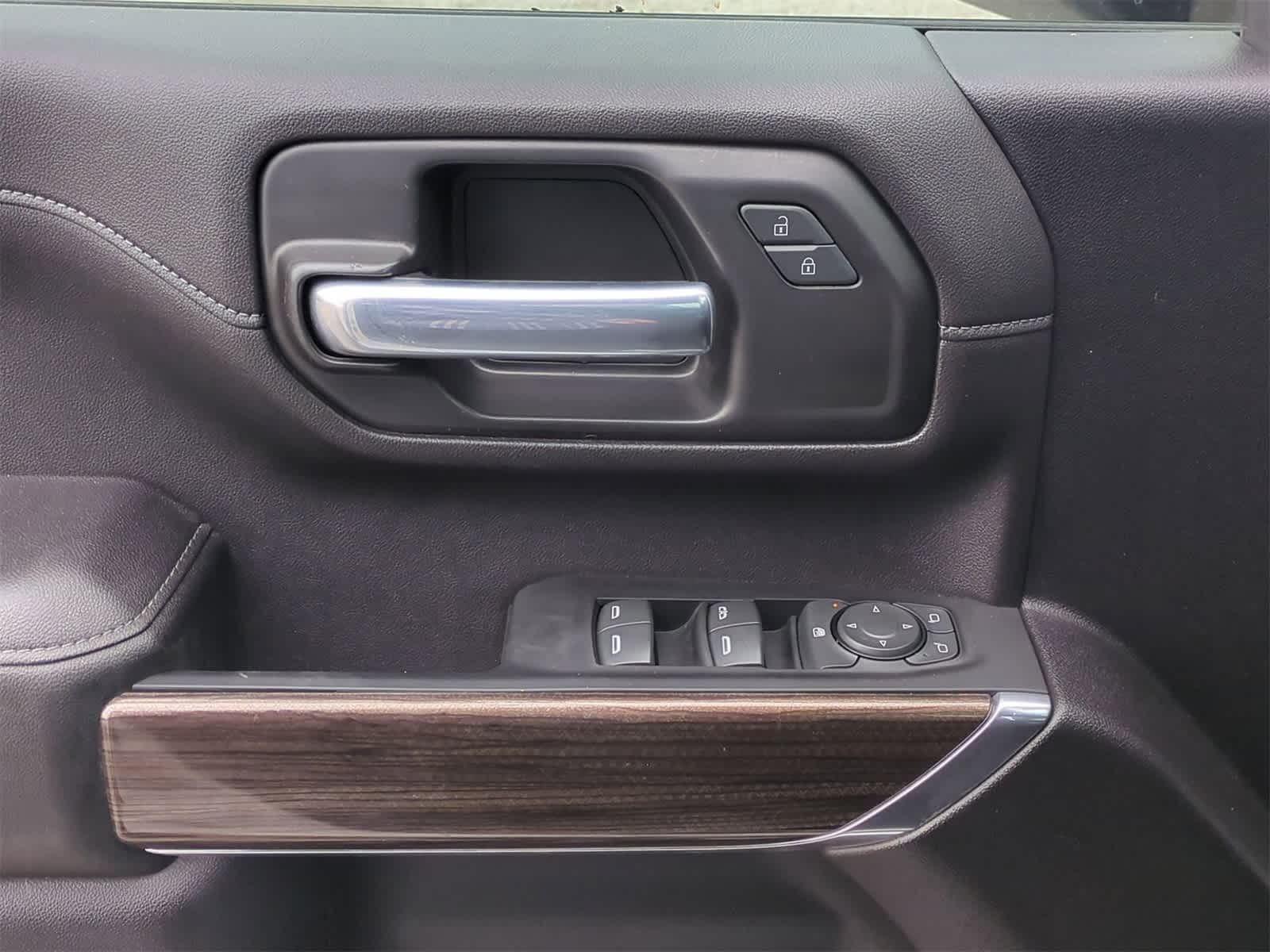 Thumbnail: 2022 Chevrolet Silverado 2500 - 22