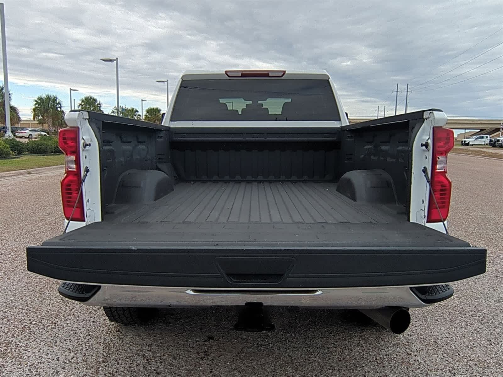 Thumbnail: 2022 Chevrolet Silverado 2500 - 24