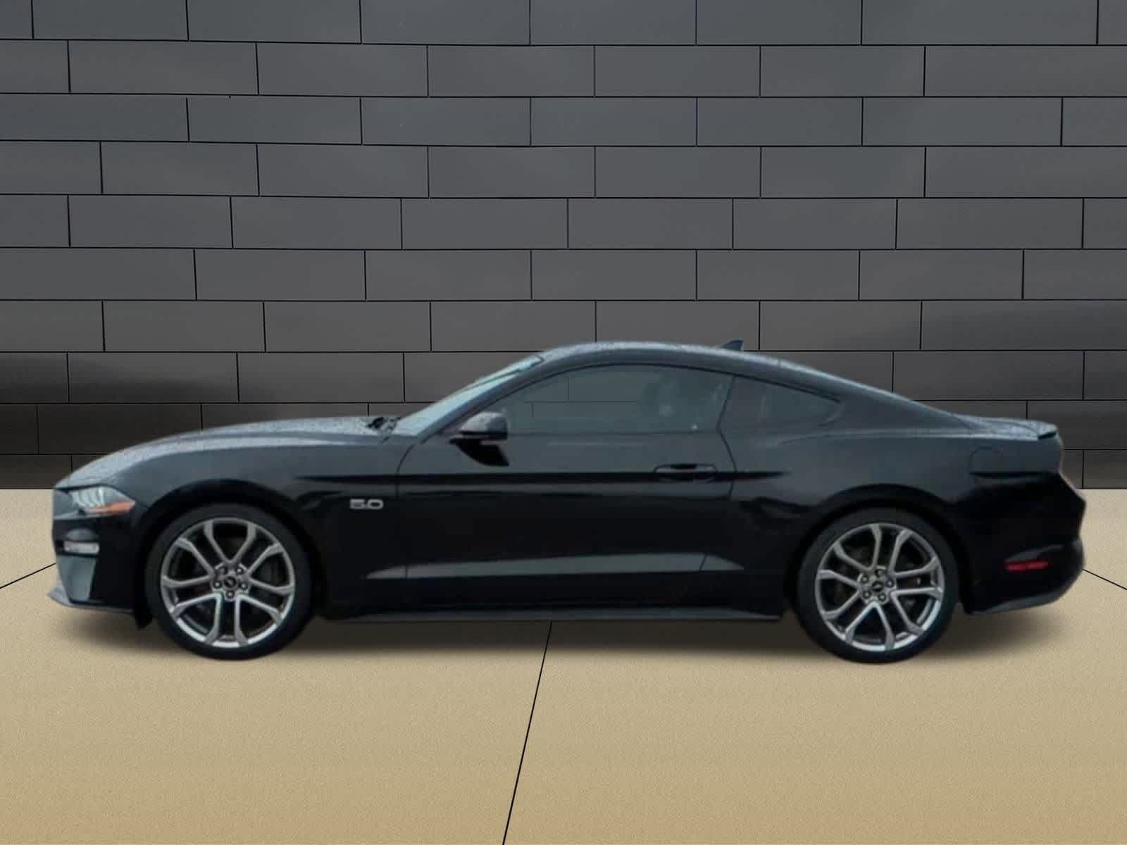 Thumbnail: 2021 Ford Mustang - 5