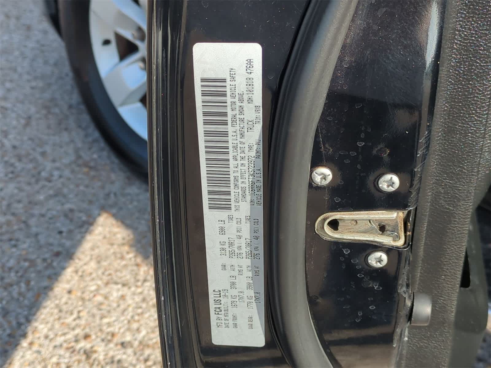 Thumbnail: 2019 RAM 1500 Classic - 31