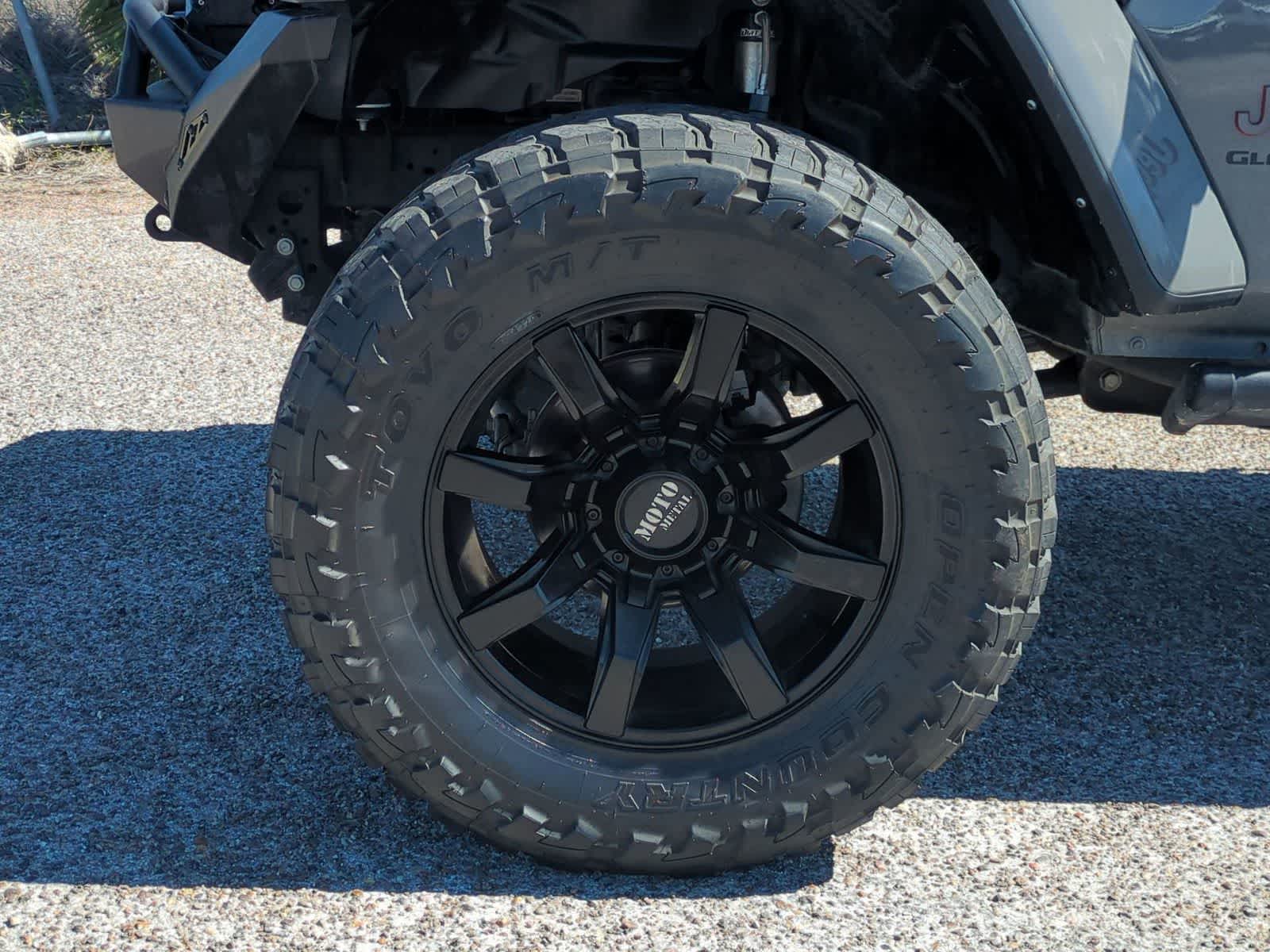 Thumbnail: 2022 Jeep Gladiator - 31