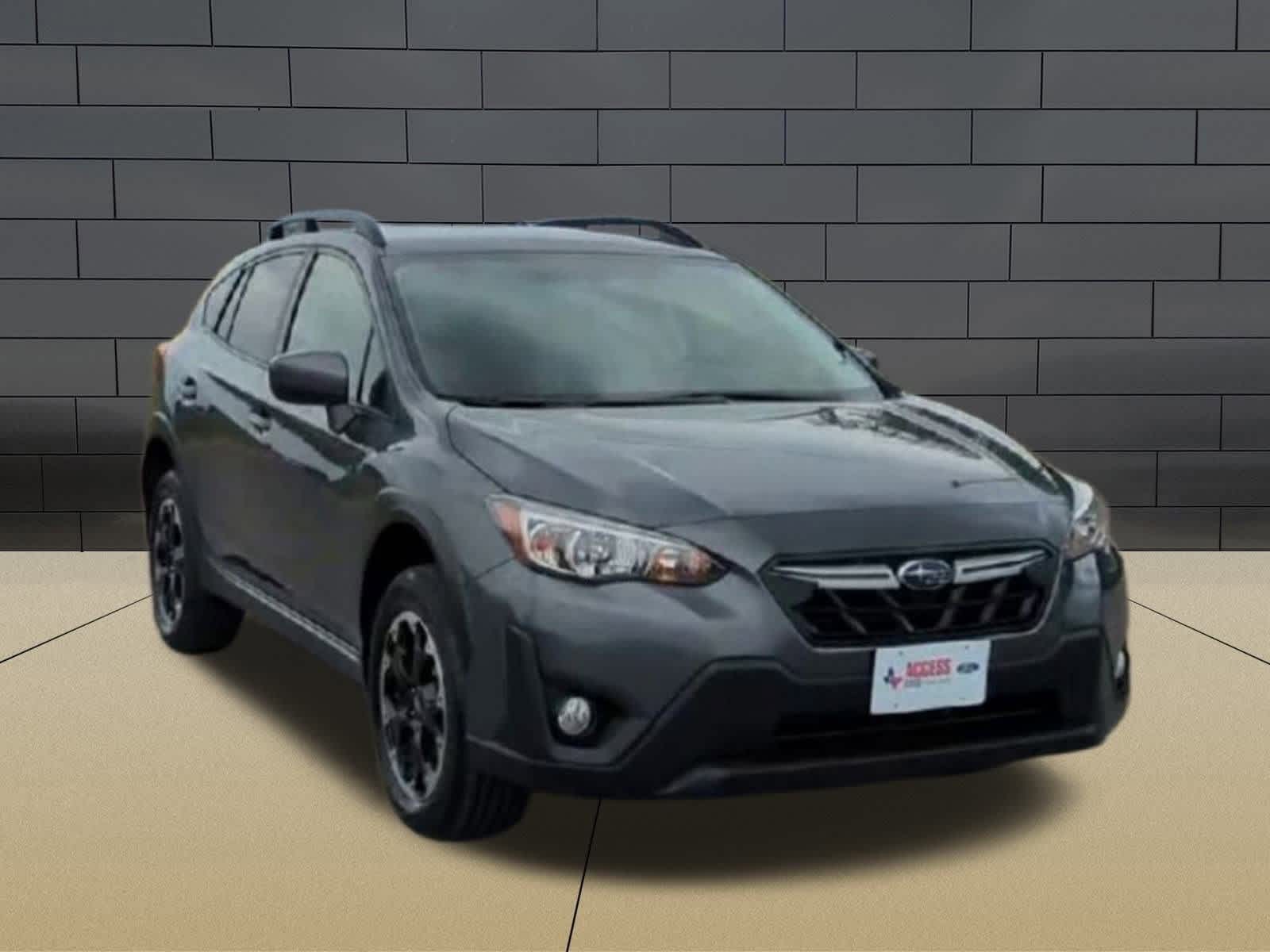 2023 Subaru Crosstrek Premium photo 2