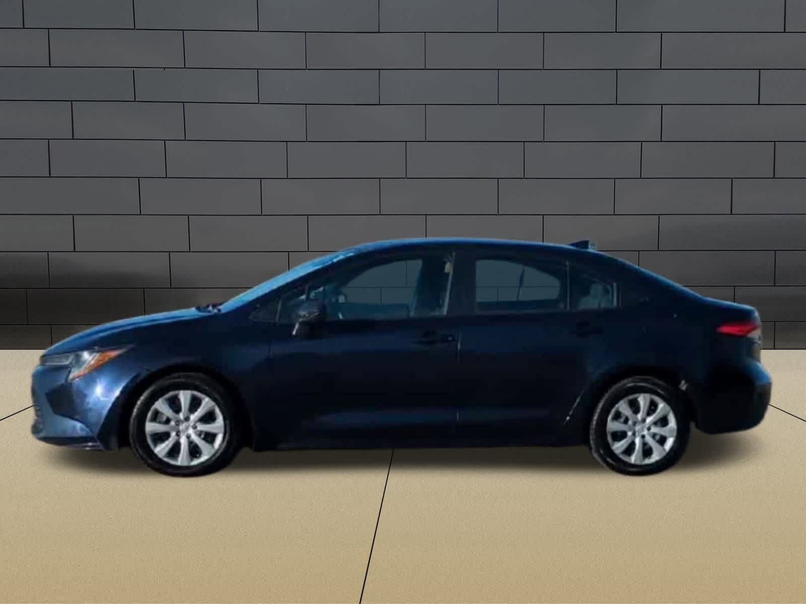 Thumbnail: 2023 Toyota Corolla - 5