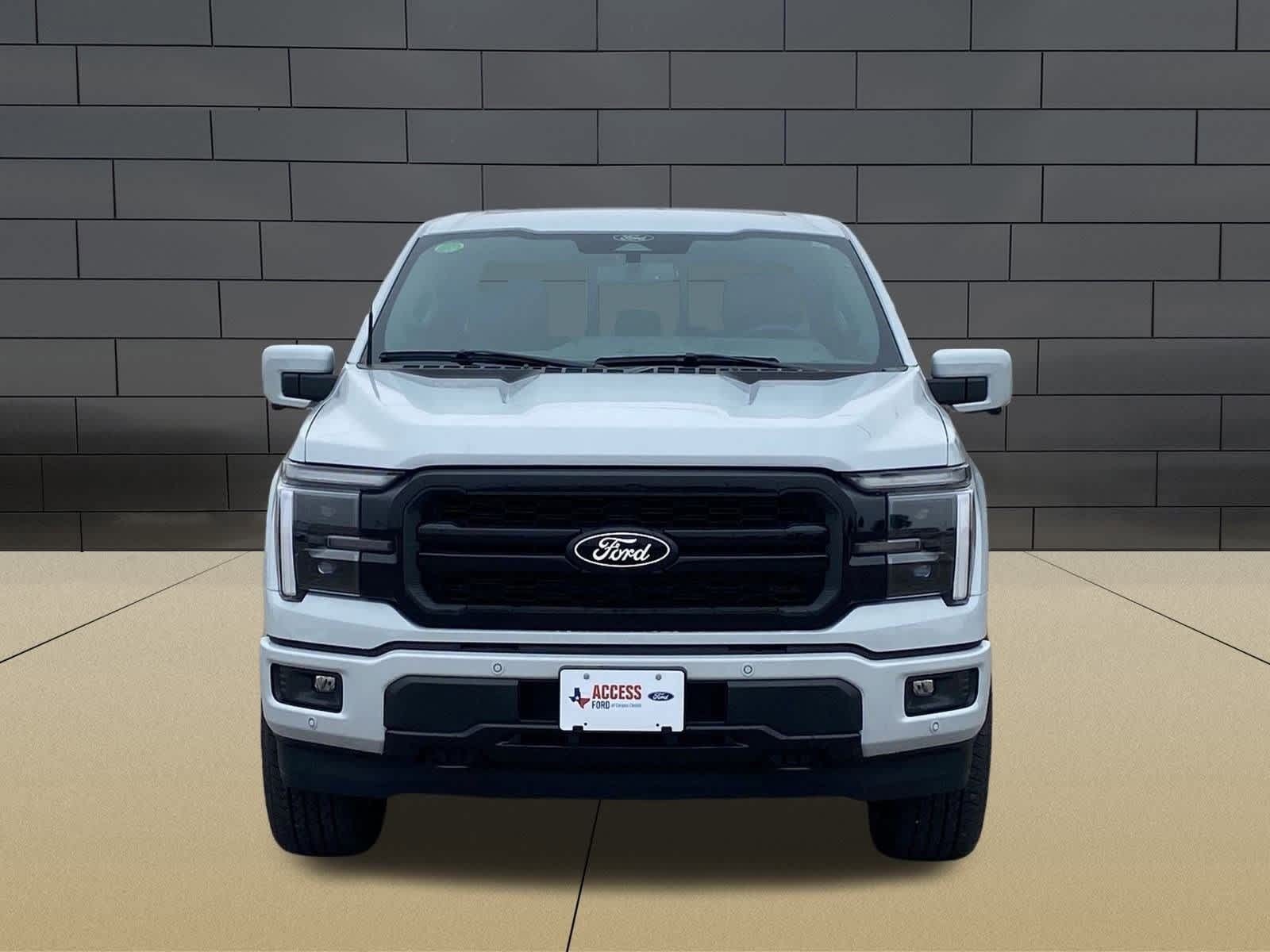 2025 Ford F-150 Lariat photo 3