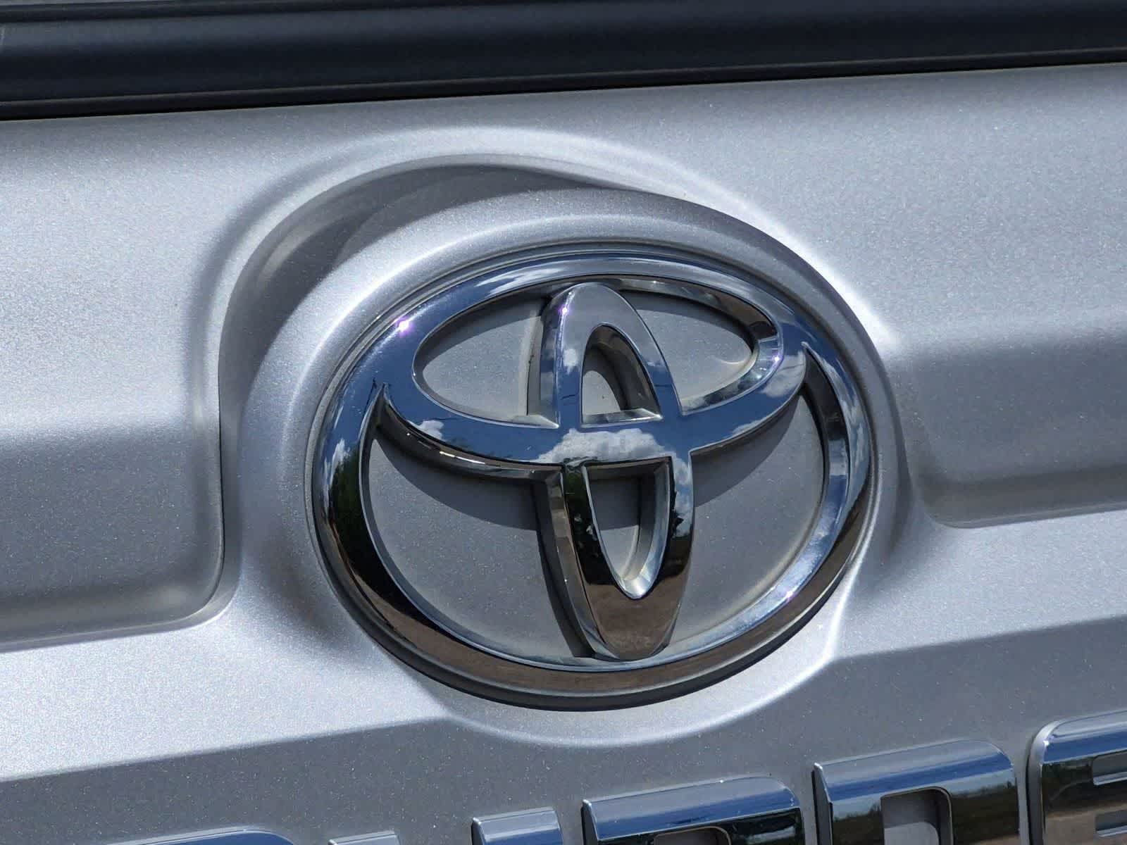 2022 Toyota 4Runner SR5 - Photo 28