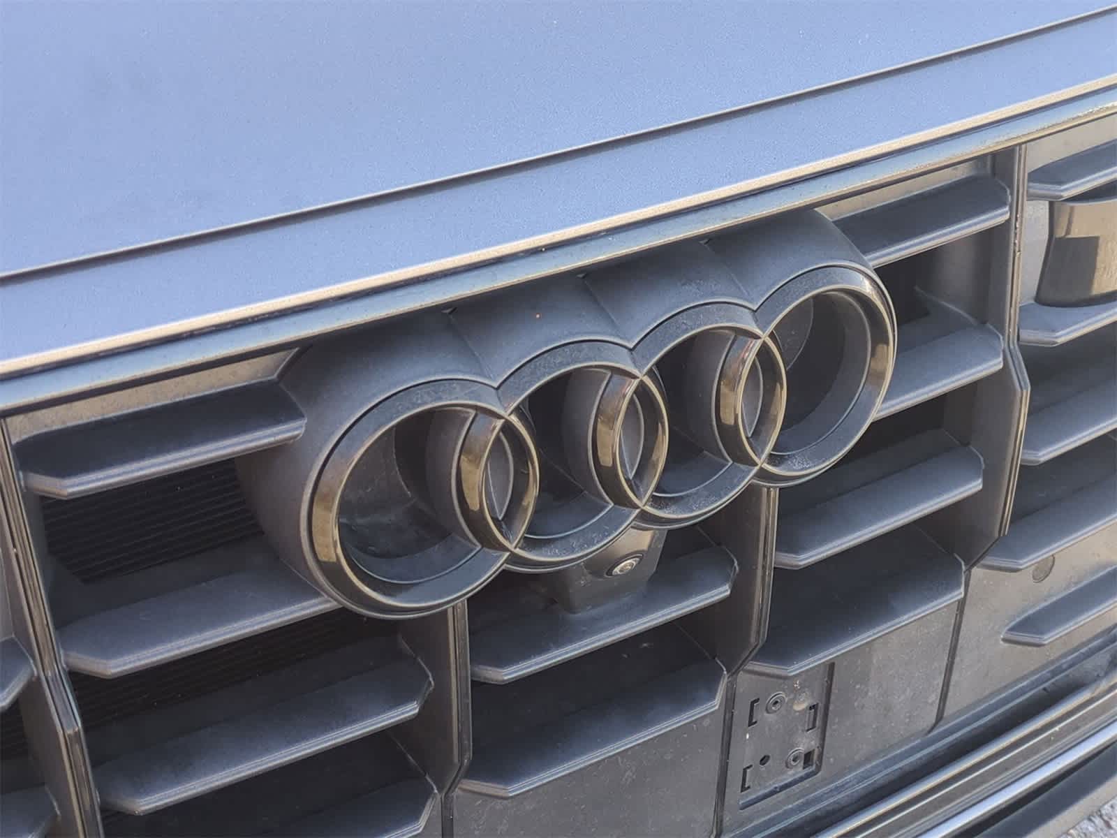 Thumbnail: 2019 Audi Q8 - 31