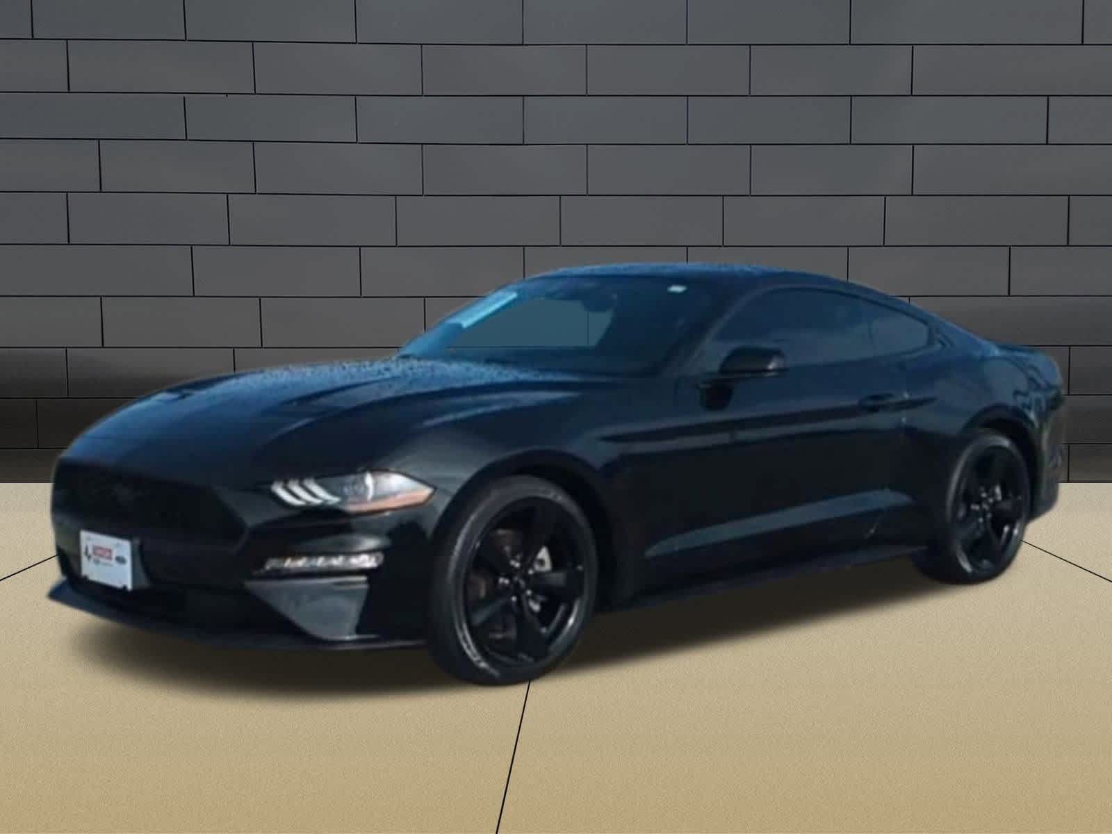 Thumbnail: 2022 Ford Mustang - 4