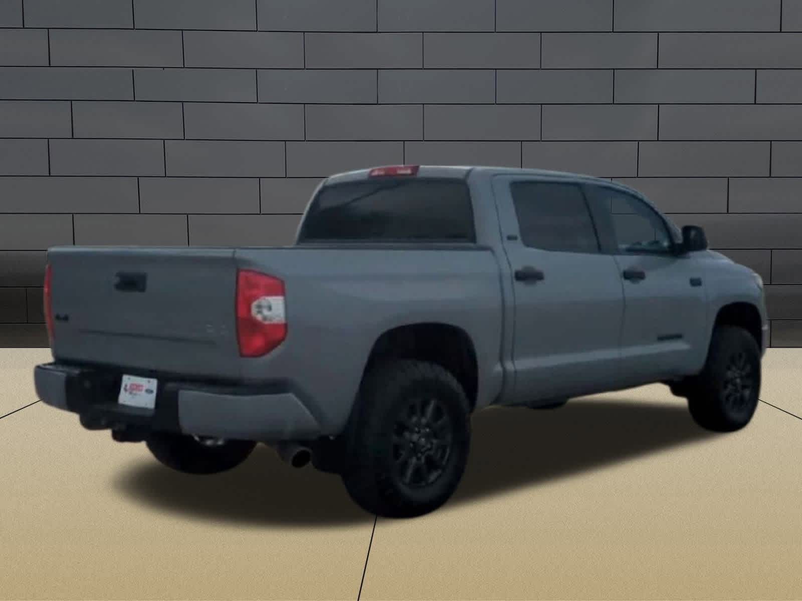Thumbnail: 2021 Toyota Tundra - 8