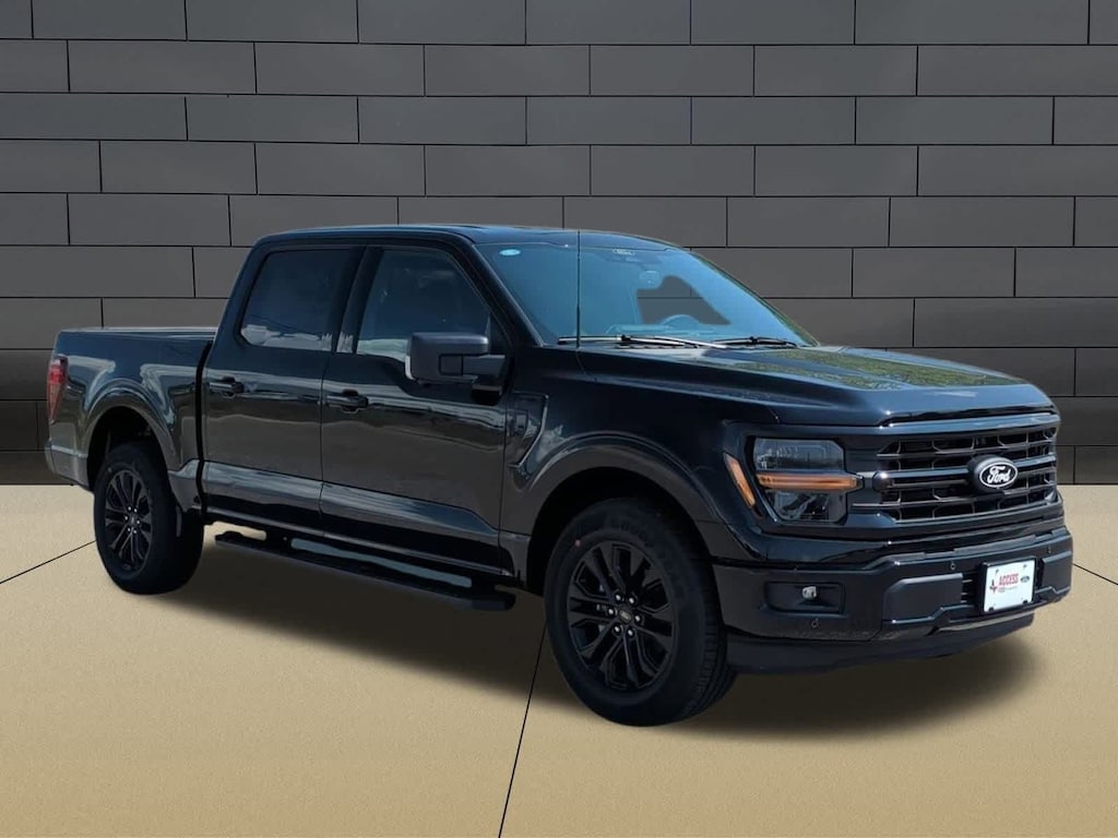 New 2025 Ford F-150 XLT Truck SuperCrew Cab