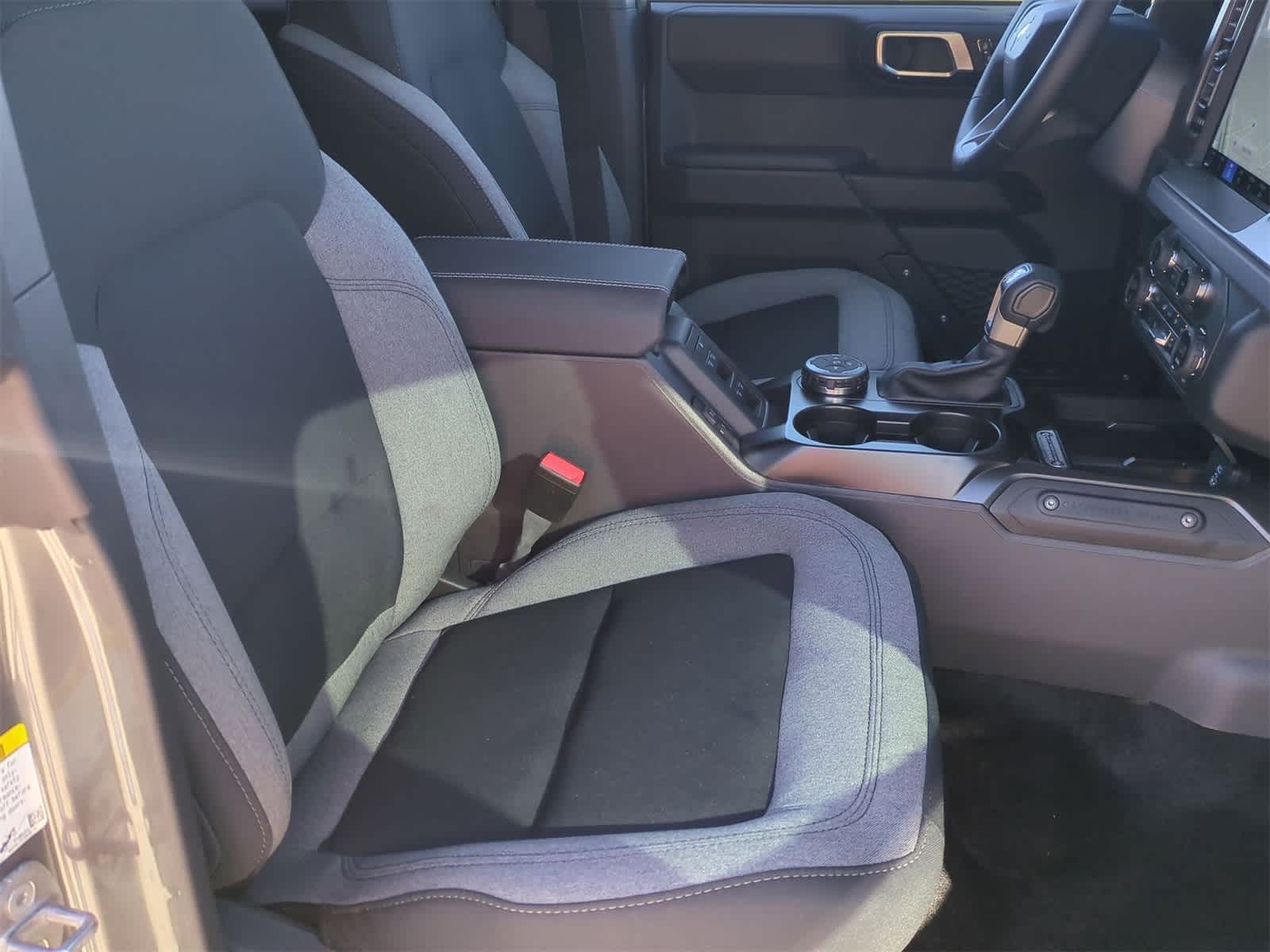 Thumbnail: 2025 Ford Bronco - 27