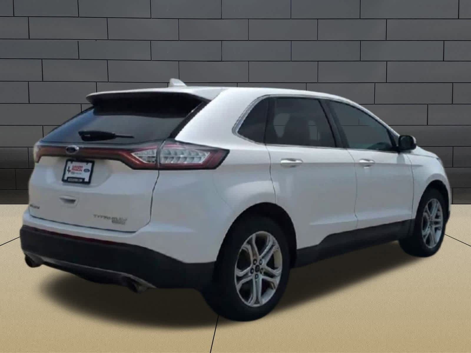 Thumbnail: 2018 Ford Edge - 8