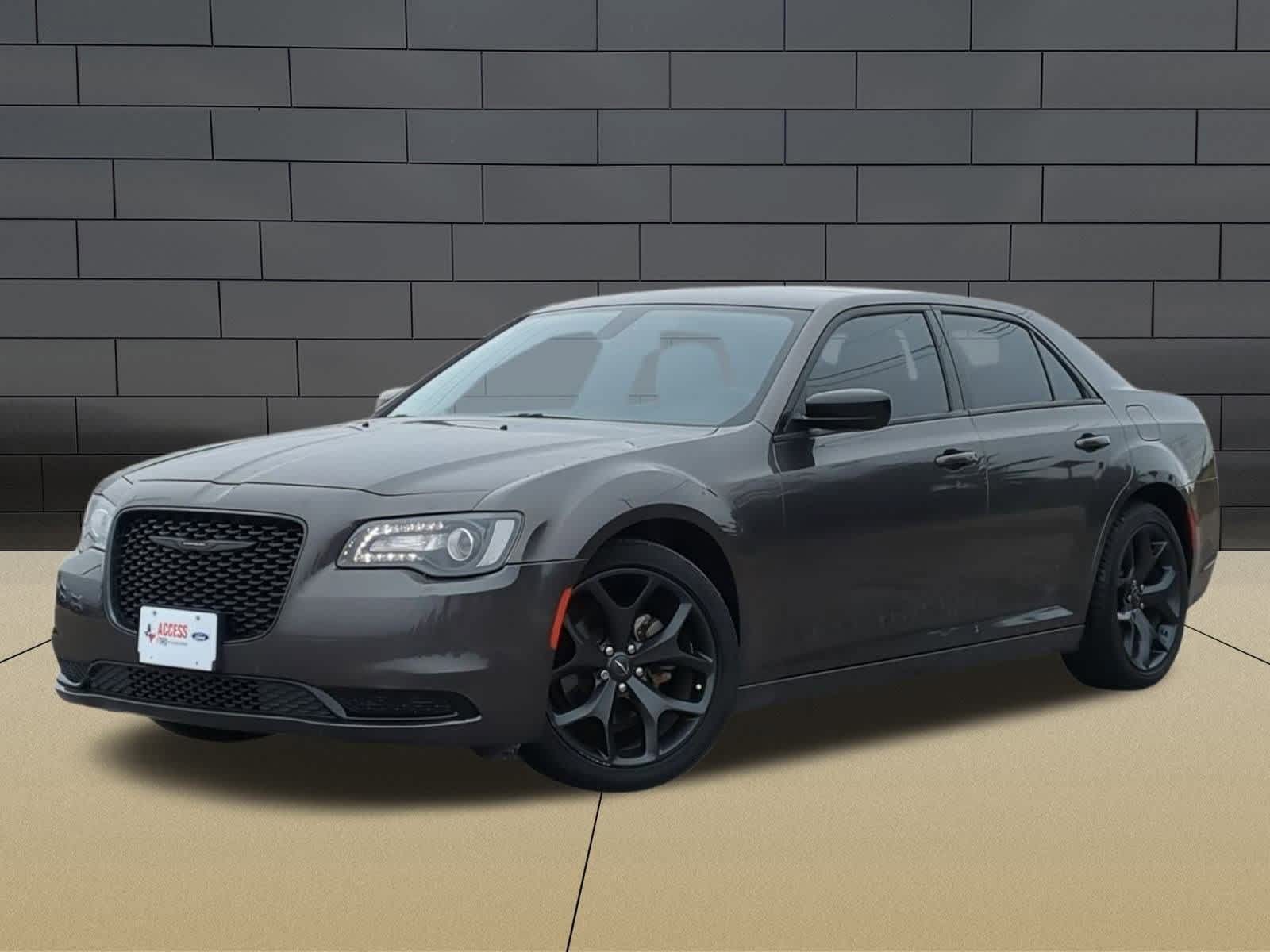 Thumbnail: 2023 Chrysler 300 - 1