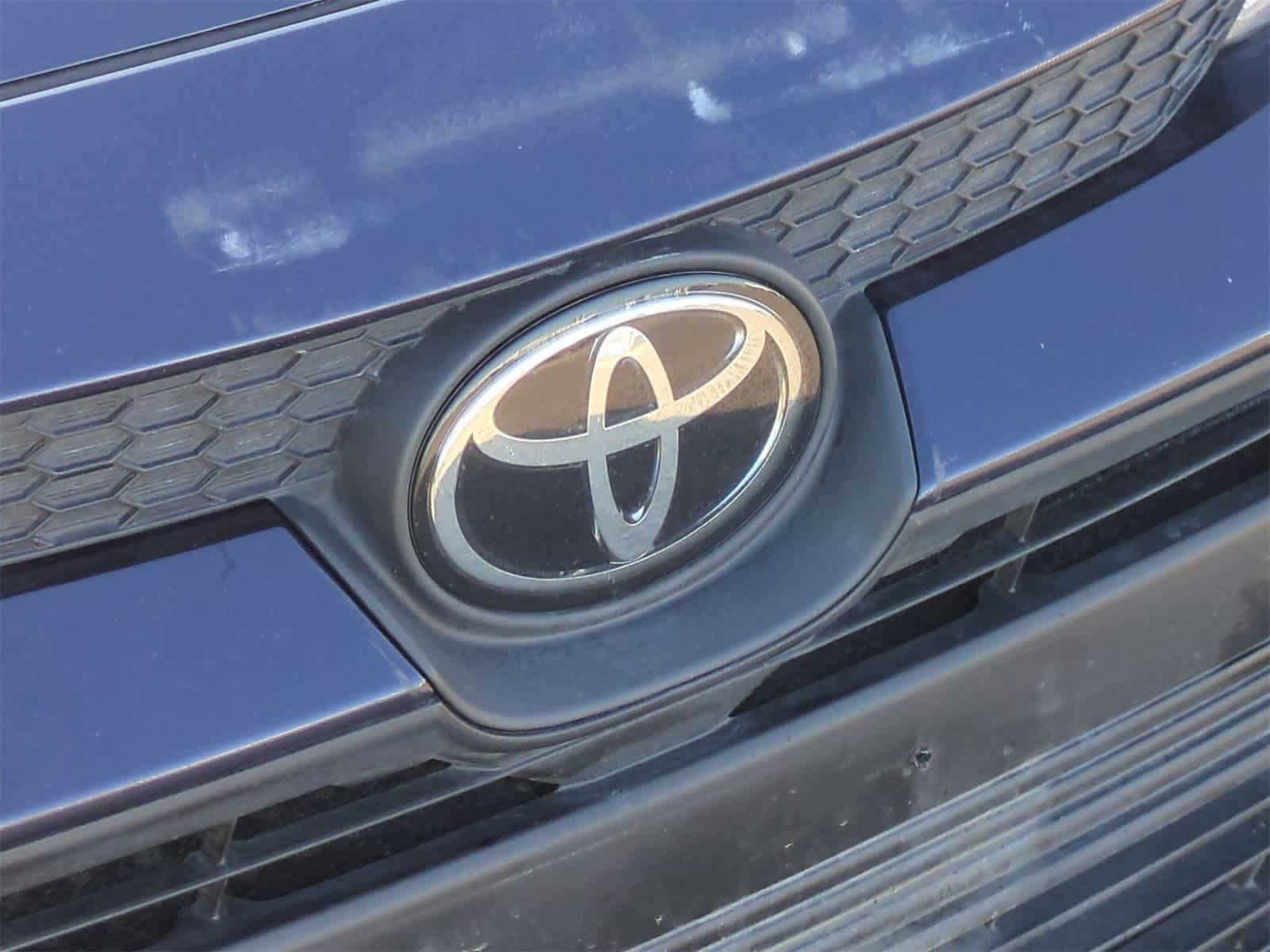 Thumbnail: 2023 Toyota Corolla - 28